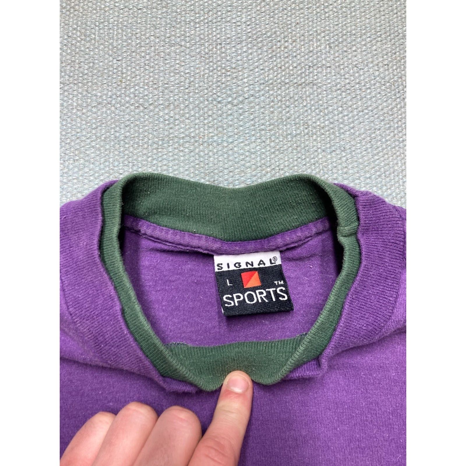 Vintage VINTAGE Signal T-Shirt Men L Purple Cotton USA made 80s 90s blank sports Green 90s Shirt Mens Size US L / EU 52-54 / 3 - 5 Thumbnail