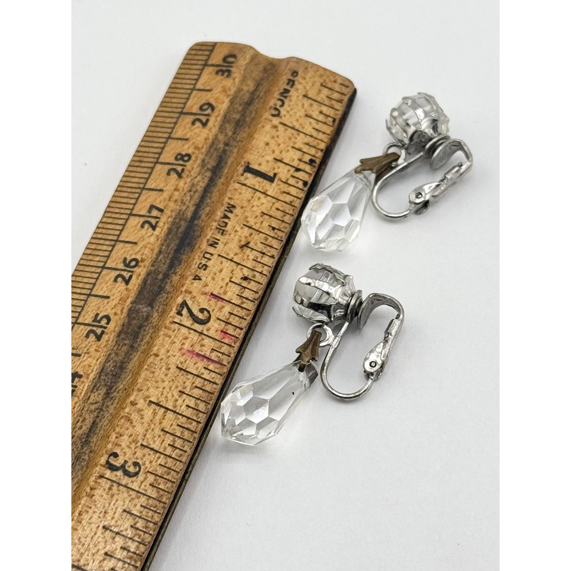 Vintage Vintage Mid Century Mod faceted crystal dangle drop clip on Size ONE SIZE - 5 Thumbnail