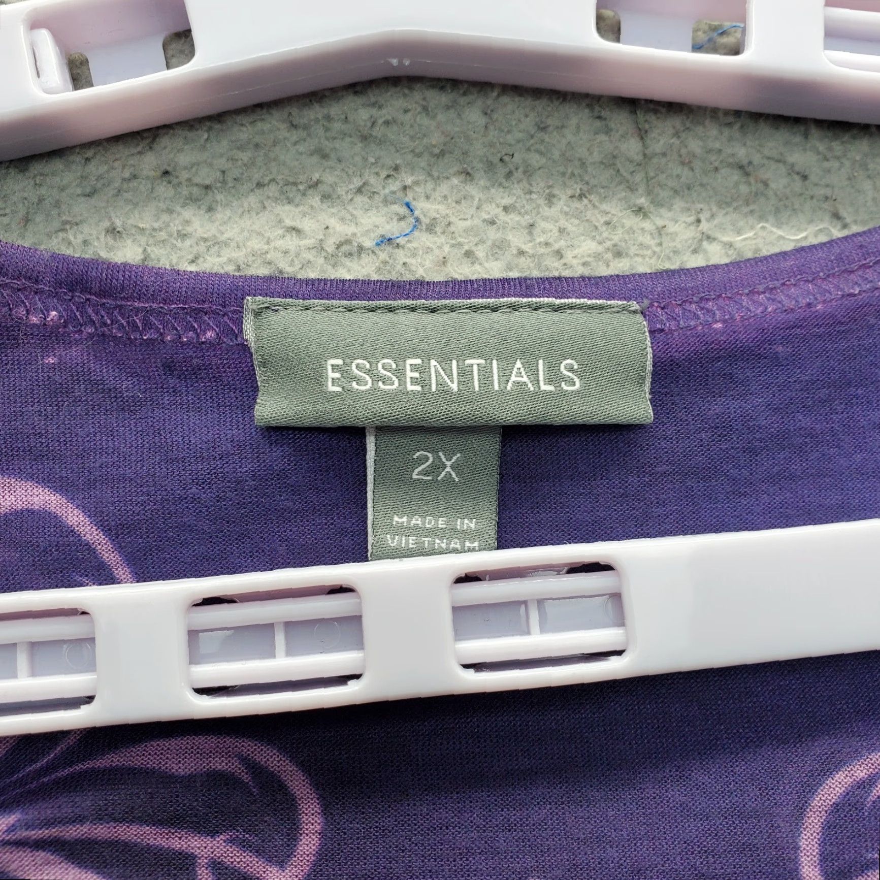 Essentials Essentials Blouse Womens 2X Multi Pattern Sparkly Sequined Crewneck Pullover Size XXL / US 16-18 / IT 52-54 - 5 Thumbnail