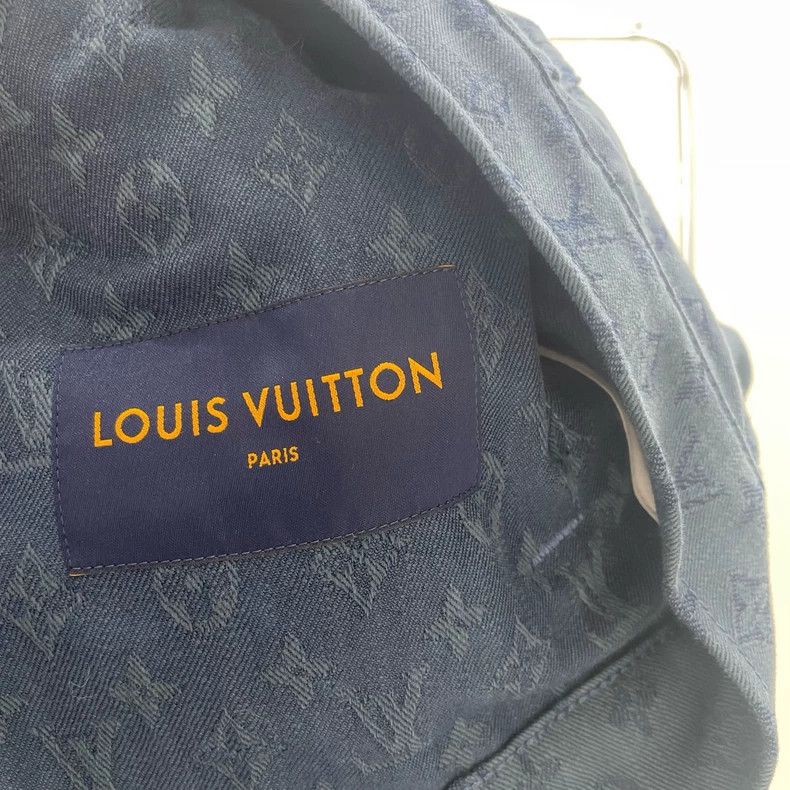 Louis Vuitton Louis Vuitton Blue denim jacket with full logo jacket 2501- Size US S / EU 44-46 / 1 - 6 Thumbnail