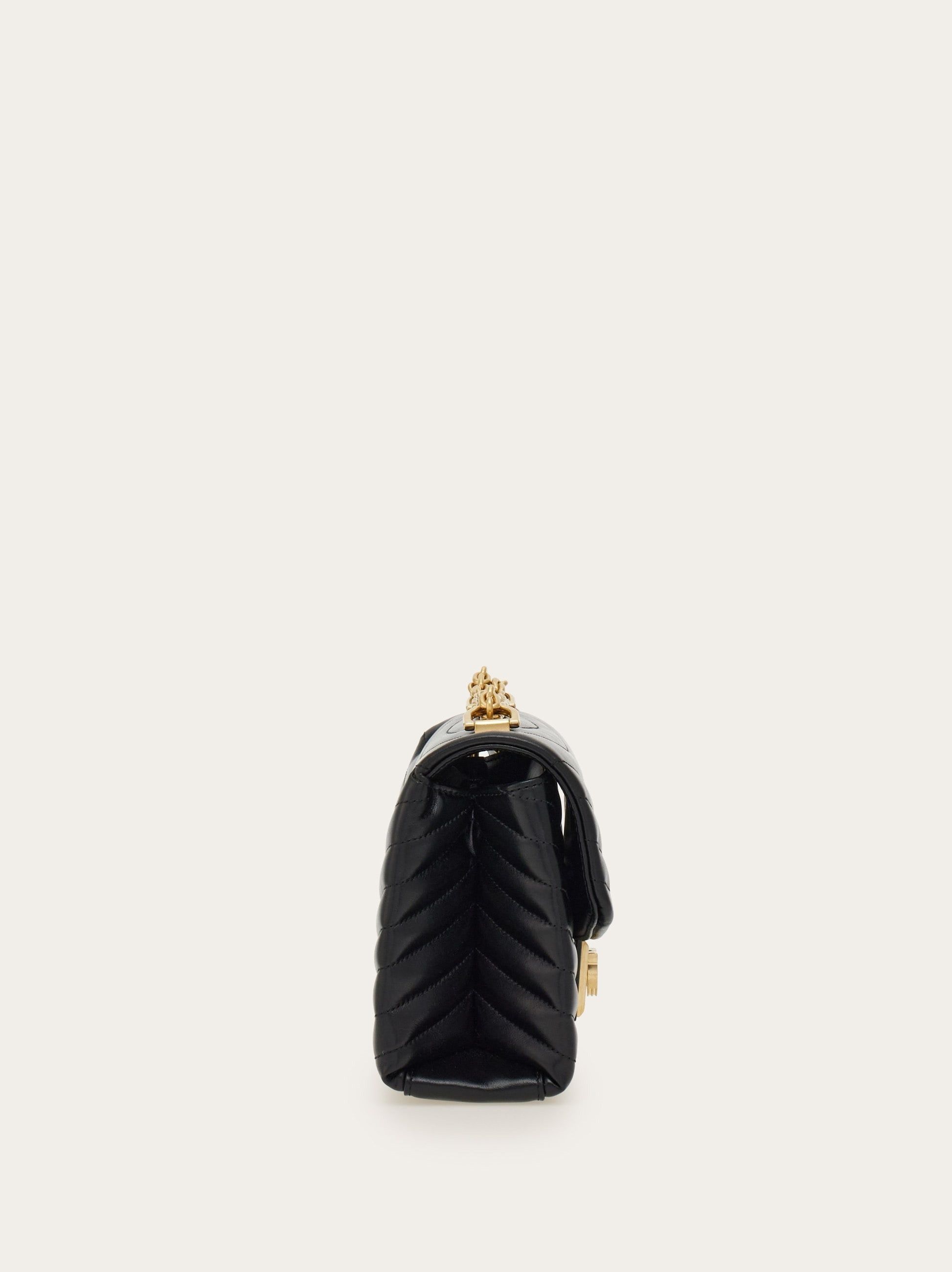 Salvatore Ferragamo o1s1rm0325 Size: OS / Shoulder Bag in Black Size ONE SIZE - 3 Thumbnail