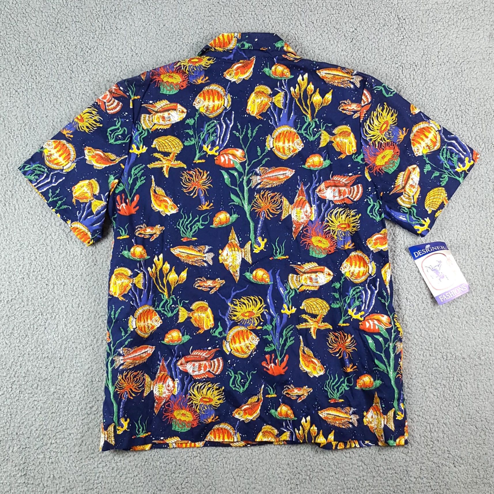 Vintage Vintage Infinity Chic Men's Long Sleeve Button-Up Shirt Size Large Blue 90s Beach Ocean Retro Size US L / EU 52-54 / 3 - 4 Thumbnail