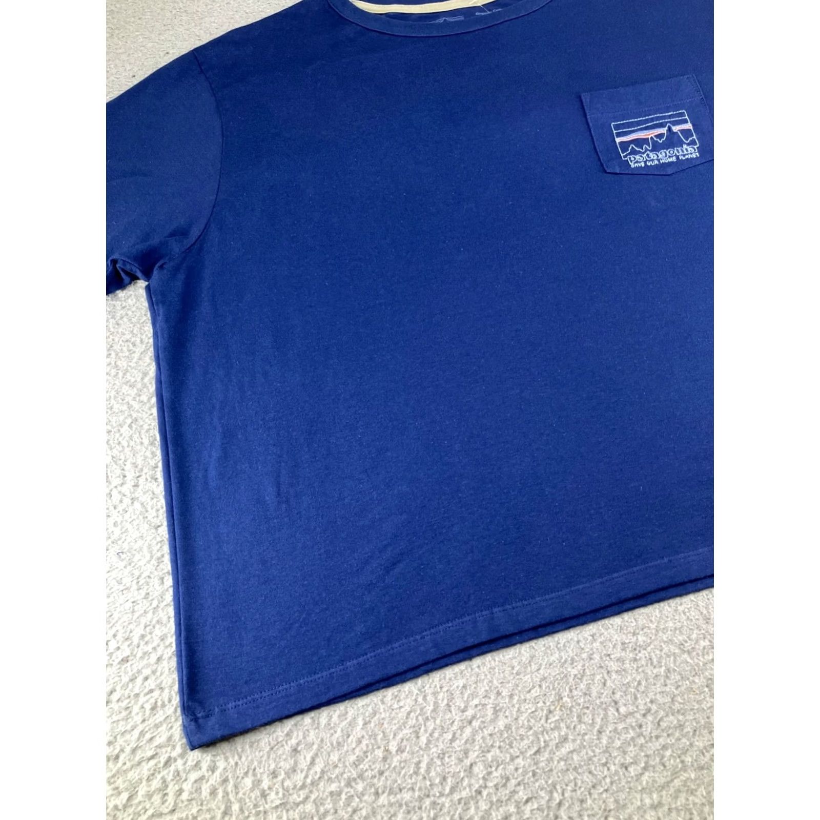 Patagonia Patagonia Shirt Mens XL Short Blue Organic Cotton Hiking Camping Pocket Tee Size US XL / EU 56 / 4 - 6 Thumbnail