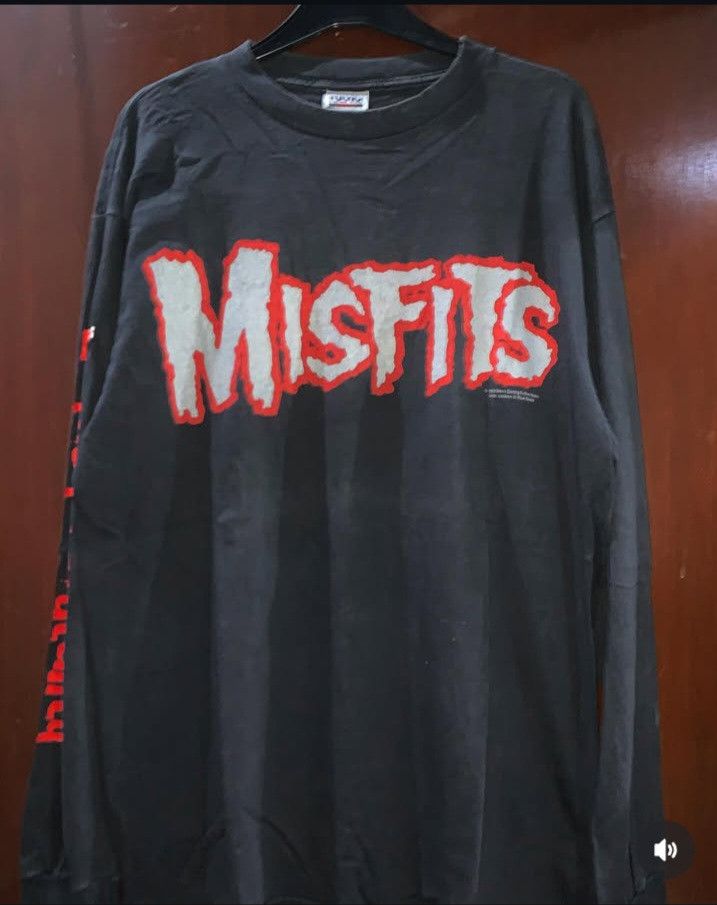 Band Tees × Misfits × Vintage Vintage Misfits Legacy of Brutality Long sleeve,Ramones, Size US XL / EU 56 / 4 - 1 Thumbnail