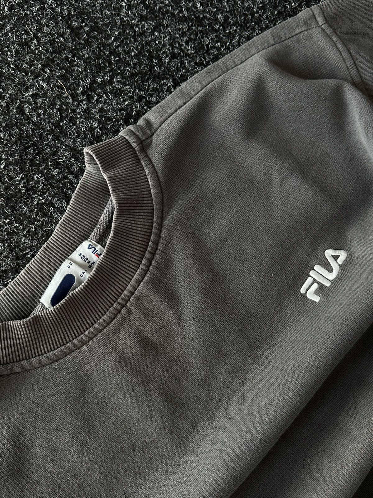 Fila × Vintage 🚨FILA Vintage DISTRESSED Sweatshirt BOXY longsleeve y2k Size US M / EU 48-50 / 2 - 3 Thumbnail