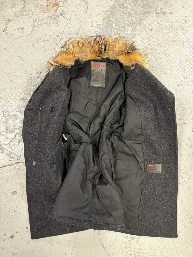 Prada AW2006 Prada Pins Fur Collar Black Wool Jacket Size S / US 4 / IT 40 - 8 Thumbnail