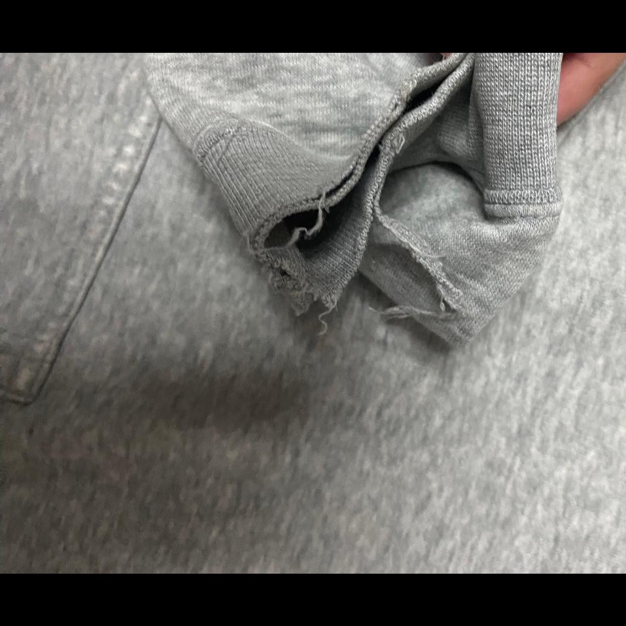 Nike Grey Nike hoodie with a distressed look Size US L / EU 52-54 / 3 - 4 Thumbnail
