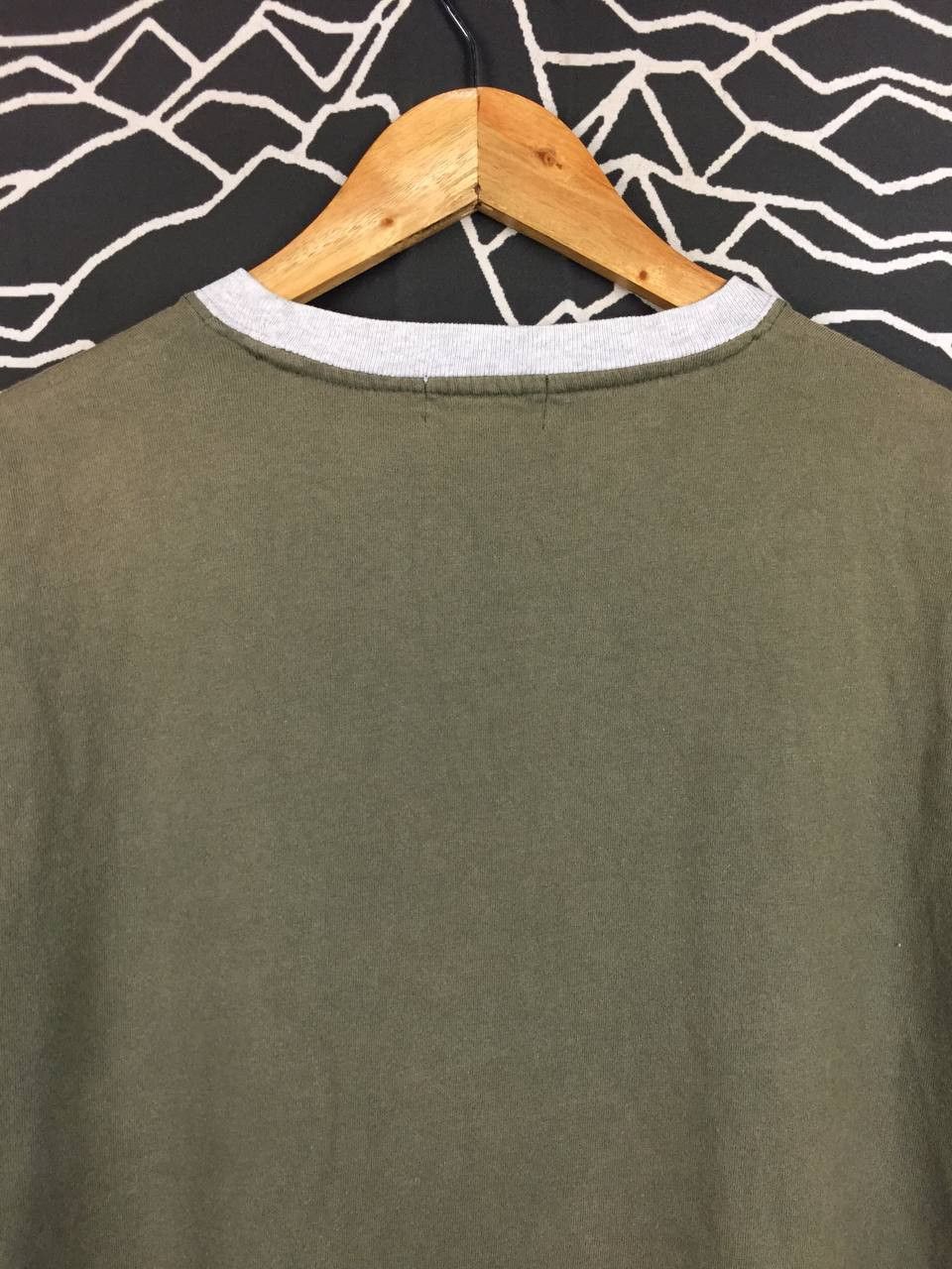 J.Crew Vtg J.Crew Made In Usa Retro Style Two-Tone Spell Out Tee Size US M / EU 48-50 / 2 - 9 Thumbnail