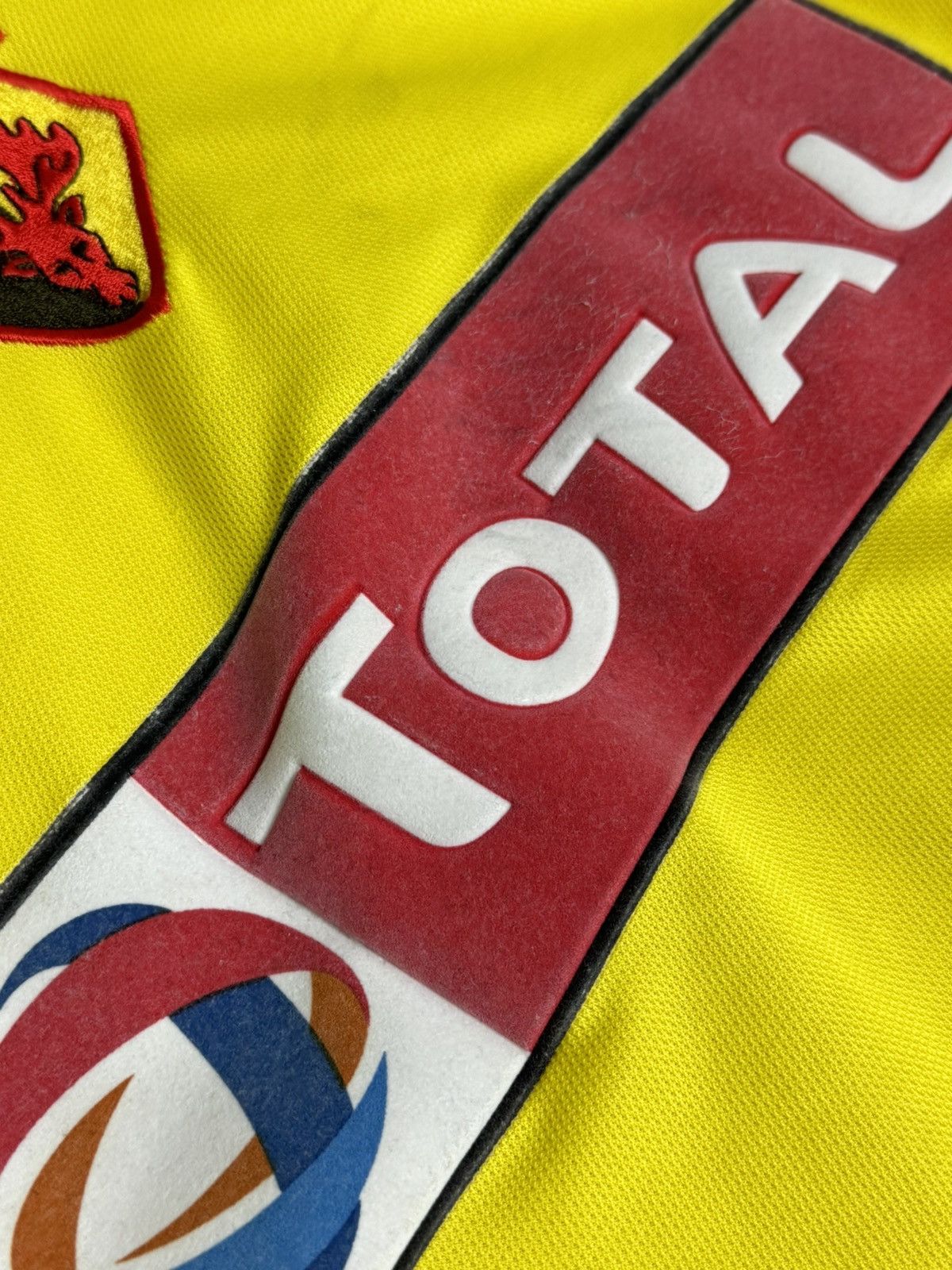 Other Watford 03/05 Home Football Jersey Size US M / EU 48-50 / 2 - 5 Thumbnail