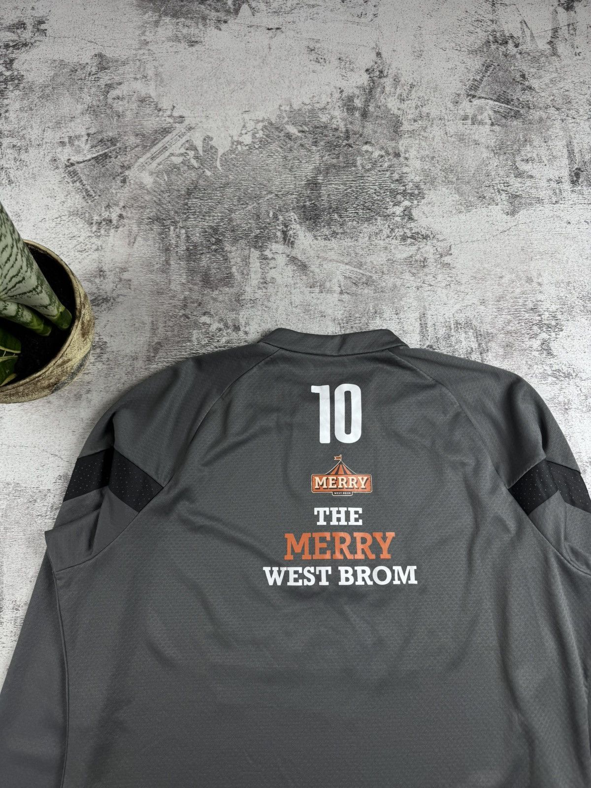 Puma #10 West Bromwich FC Albion Issue LongSleeve Puma Soccer Football Jersey T Shirt Size US XL / EU 56 / 4 - 13 Thumbnail