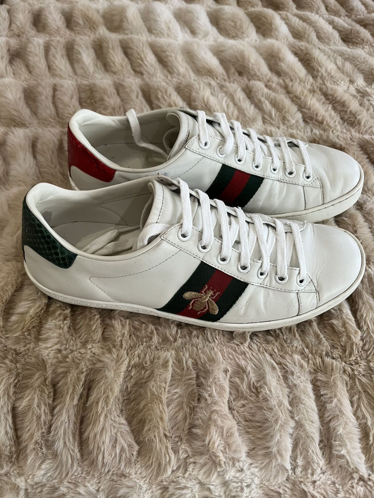 Gucci Women's Gucci Ace sneaker with bee Size US 8.5 / IT 38.5 - 1 Thumbnail