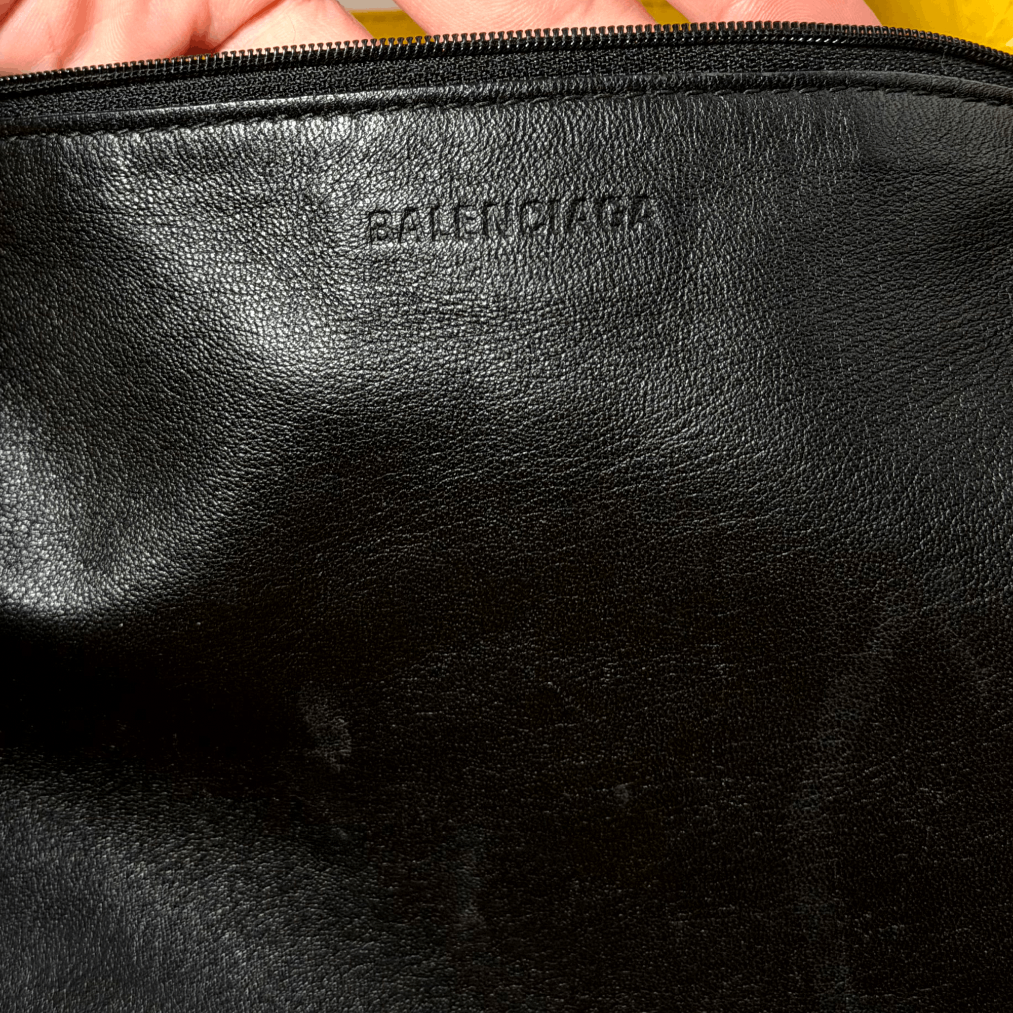 Balenciaga FW18 Balenciaga Puppy XL Leather Tote Bag Size ONE SIZE - 5 Thumbnail