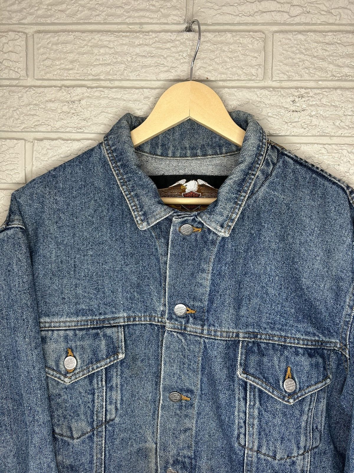 Harley Davidson Vintage 90s Harley Davidson Embossed Denim Jacket Size US XL / EU 56 / 4 - 7 Thumbnail