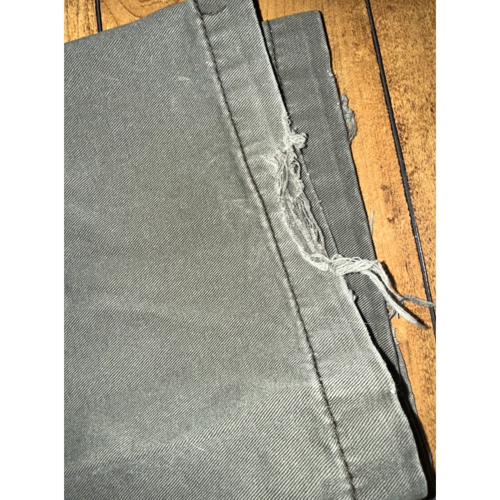 Vintage VINTAGE Iron Utility Cargo Pants Carpenter Workwear 28x30 Olive Green Mens 90s Army Skater Streetwear Cotton Size US 28 / EU 44 - 7 Thumbnail