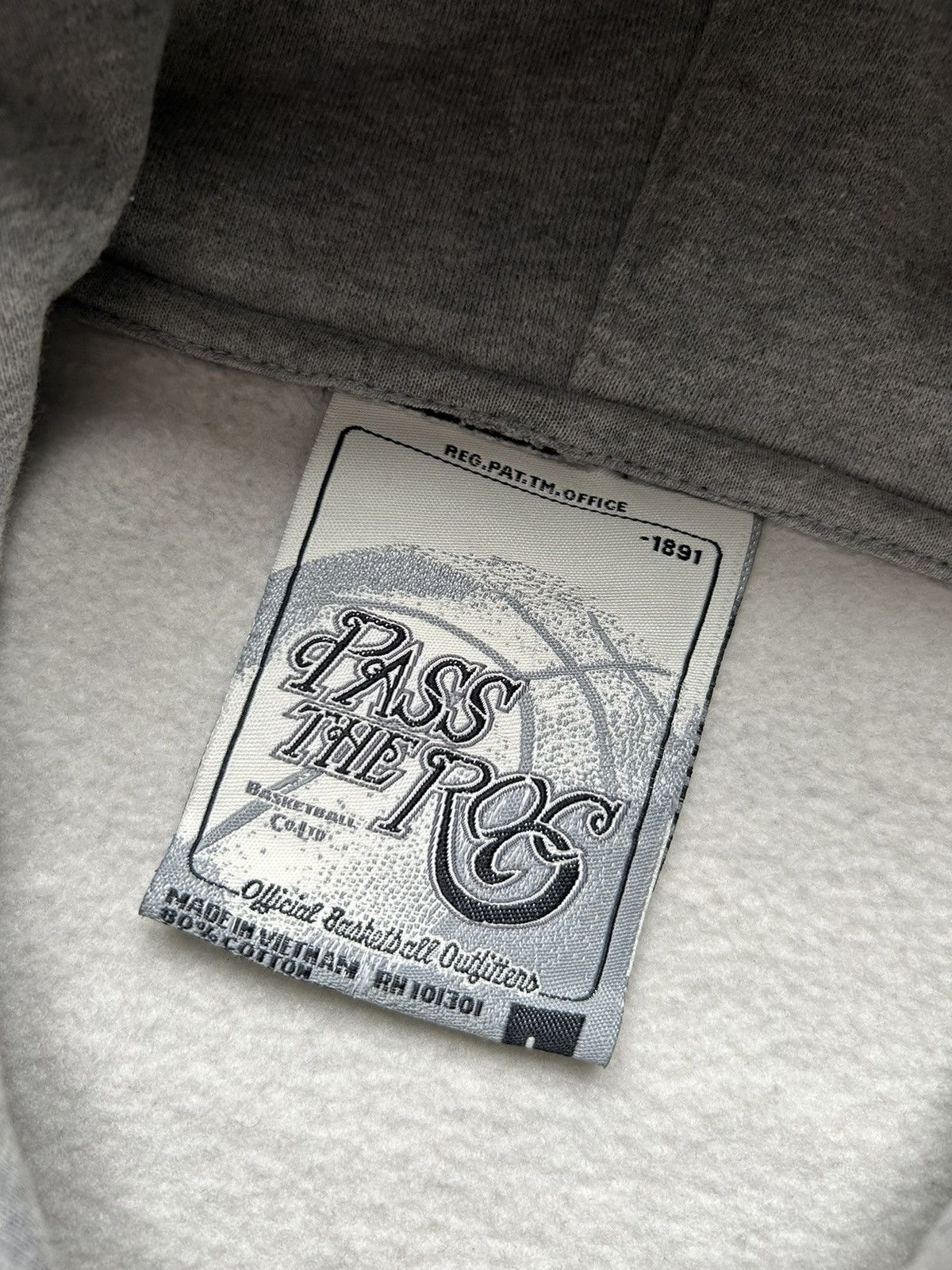 Jordan Brand × Vintage Vintage hoodie crewneck Basketball Sweatshirt Pass The Roc Size US L / EU 52-54 / 3 - 7 Thumbnail