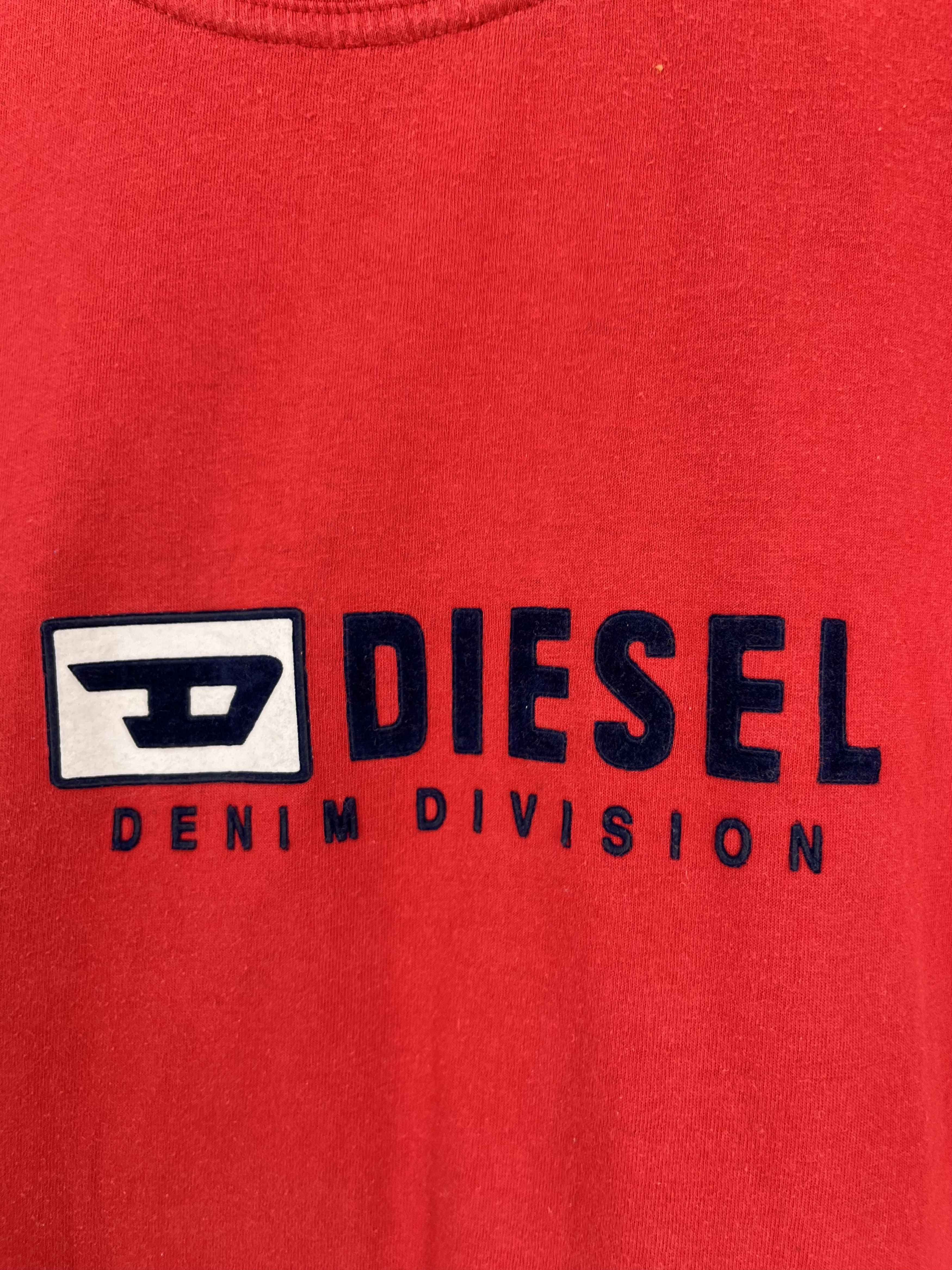 Diesel Vintage 90’s Japan Big Logo Faded Y2K Red T-Shirt Size US M / EU 48-50 / 2 - 10 Thumbnail