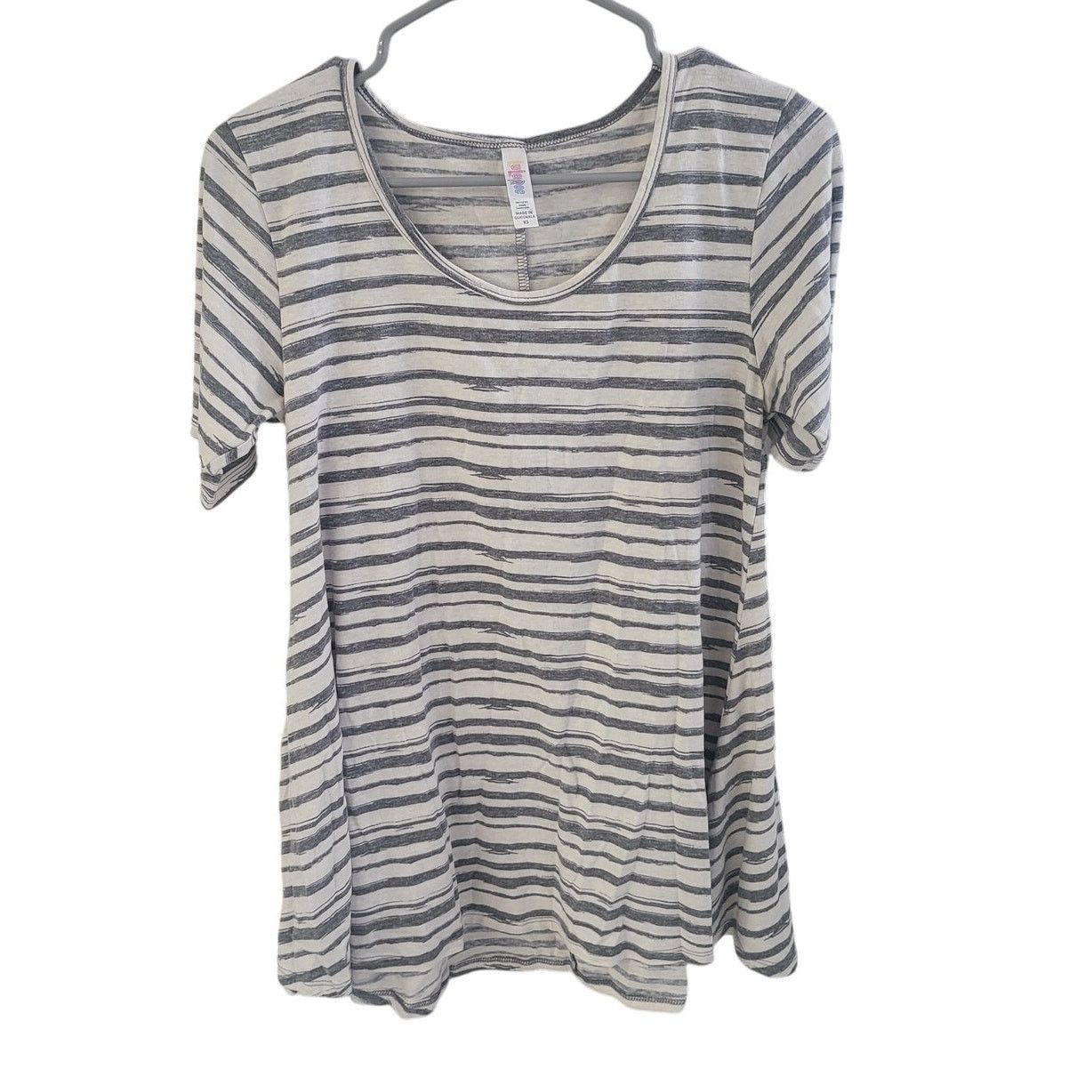 Other LuLaRoe White with Gray Stripes Perfect T - XS Size XS / US 0-2 / IT 36-38 - 1 Thumbnail