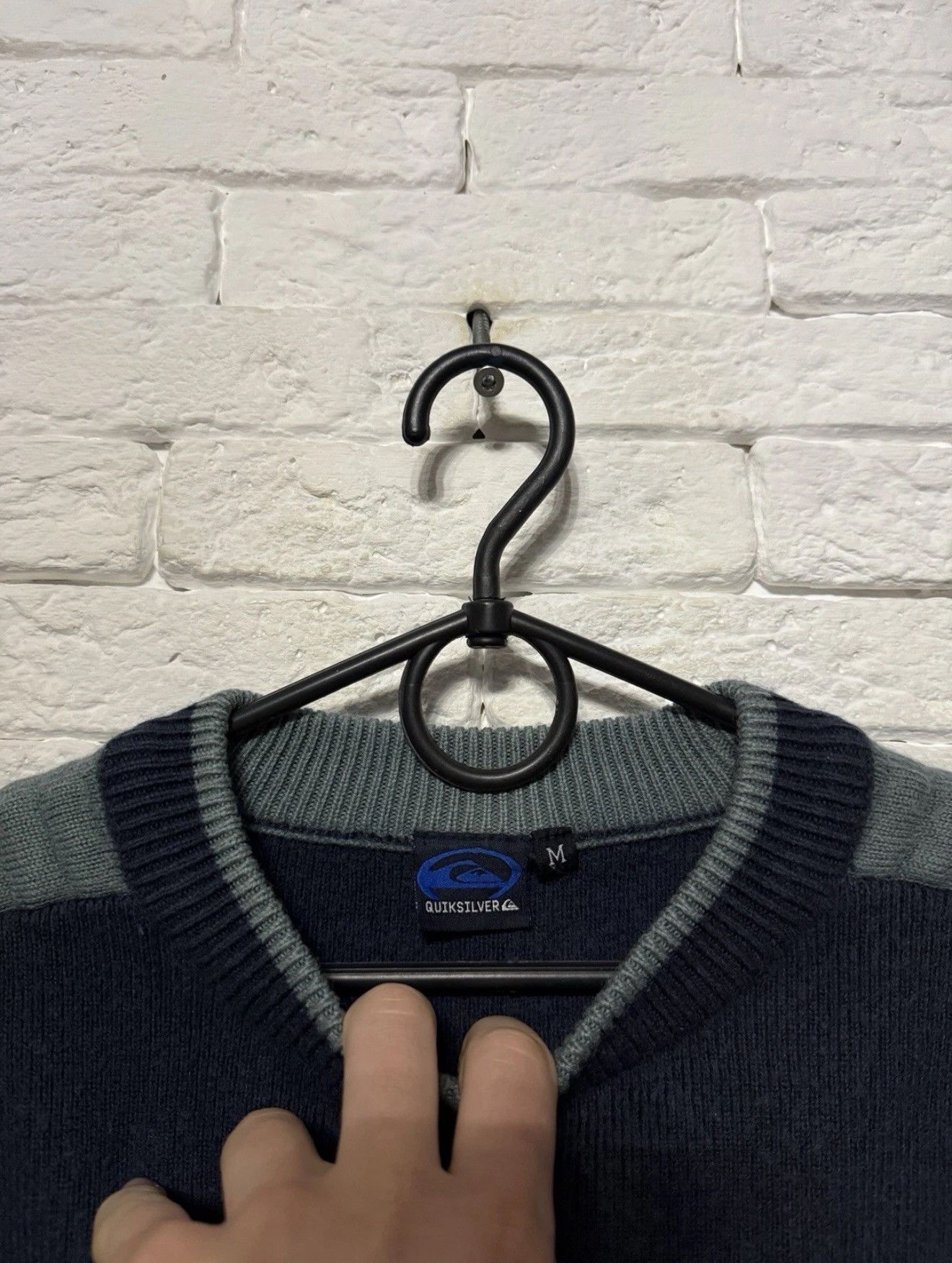 Quiksilver Vintage Quiksilver Knit Sweater Huge Embroidered Logo Surf Size US M / EU 48-50 / 2 - 3 Thumbnail