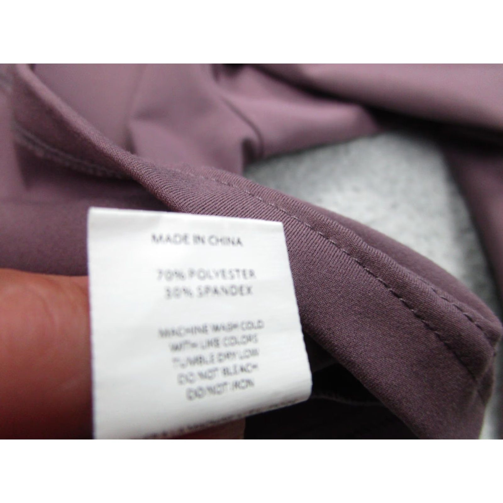 Darc Sport Darc Sport Shirt Womens M Purple Long Sleeve Energy Crop Top Graphic Wolf Size M / US 6-8 / IT 42-44 - 5 Thumbnail