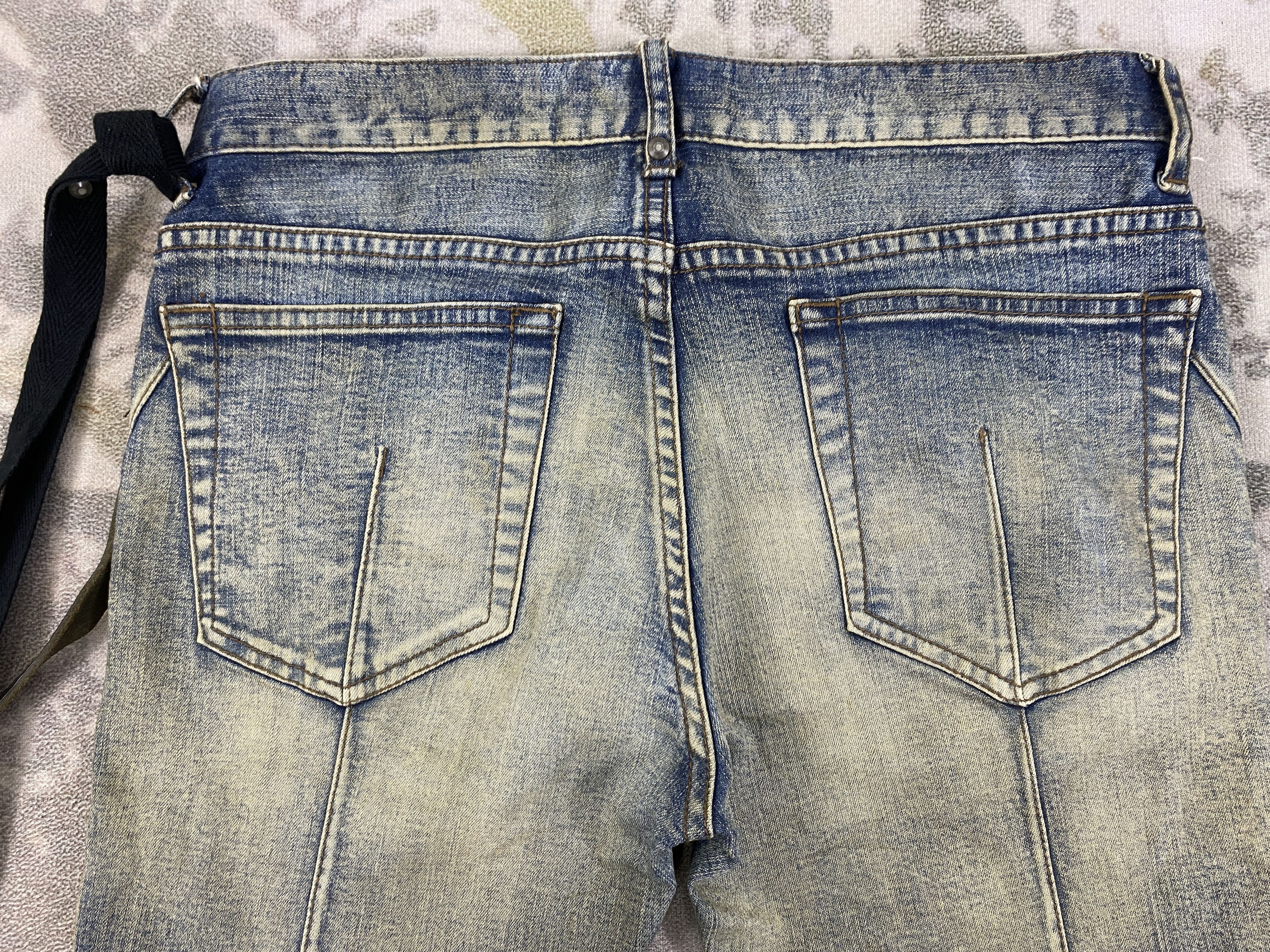 Japanese Brand Faded Blue Vintage Bondage Jeans 30x27.5 Denim- JN3856 Size US 30 / EU 46 - 4 Thumbnail