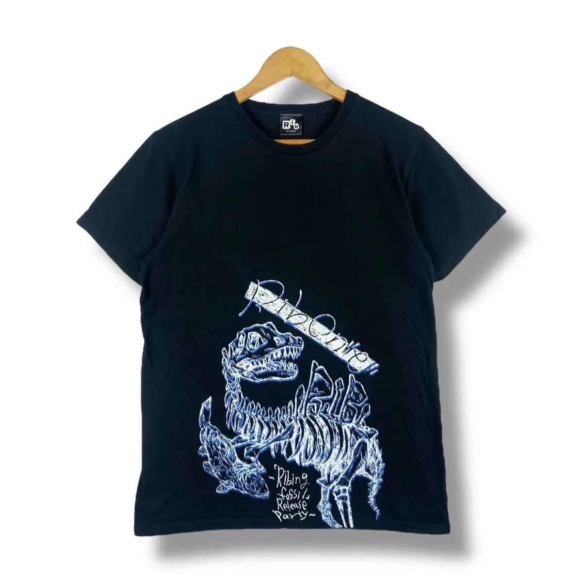 Band Tees Japanese Singer RIB Ribing Fossil Album Tour Tee Shirt Large Size US L / EU 52-54 / 3 - 1 Thumbnail
