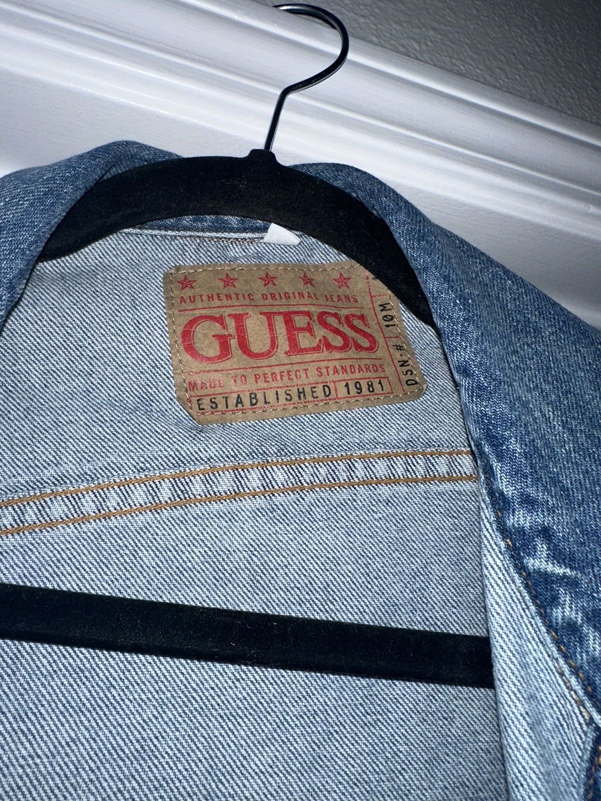 Guess × Vintage Vintage GUESS Denim Jacket - painted statue Size US XL / EU 56 / 4 - 3 Thumbnail