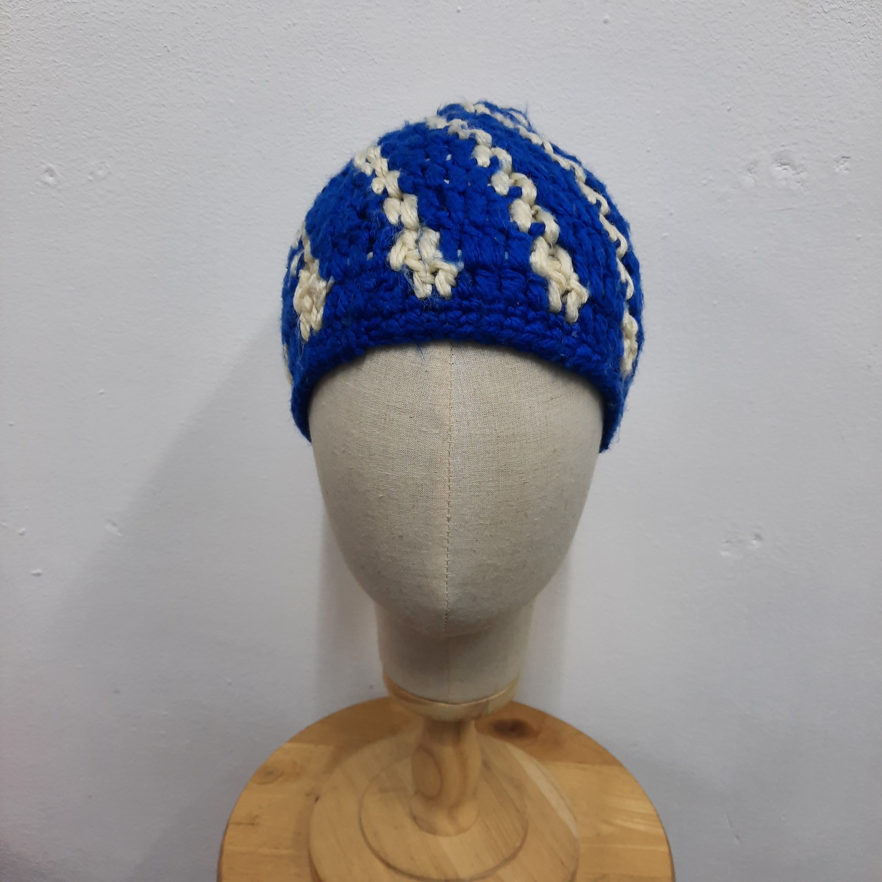 Japanese Brand 🪡 Japanese chochet craft handmade pull on beanie hat Size ONE SIZE - 2 Thumbnail