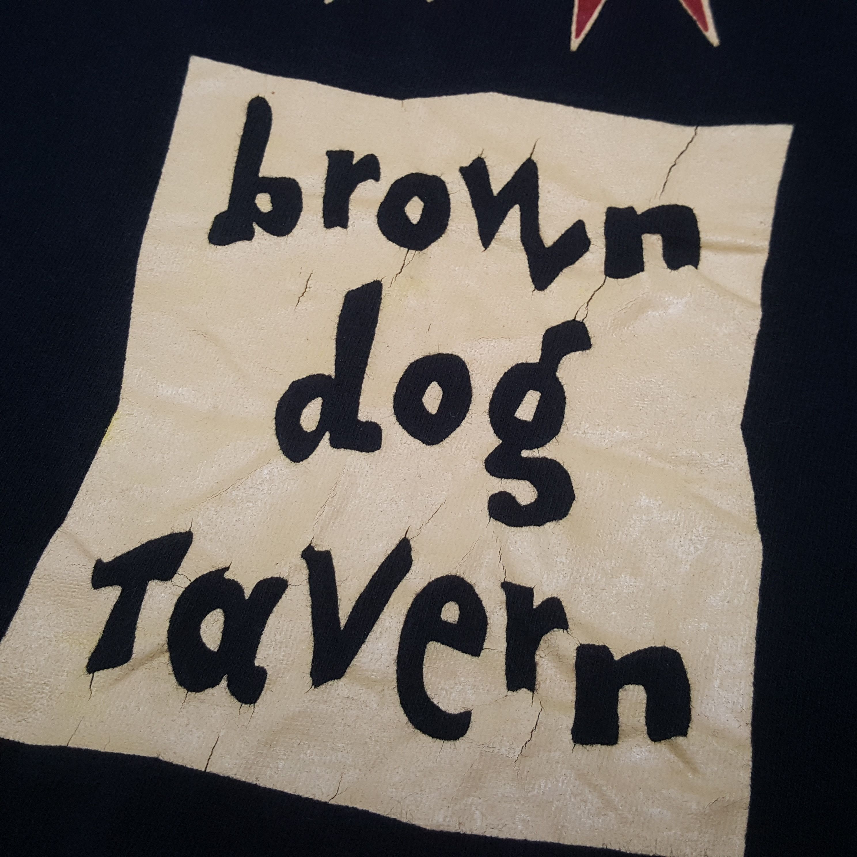 Vintage Brown Dog Tavern Chicago Tshirt RR25 Size US XL / EU 56 / 4 - 8 Thumbnail