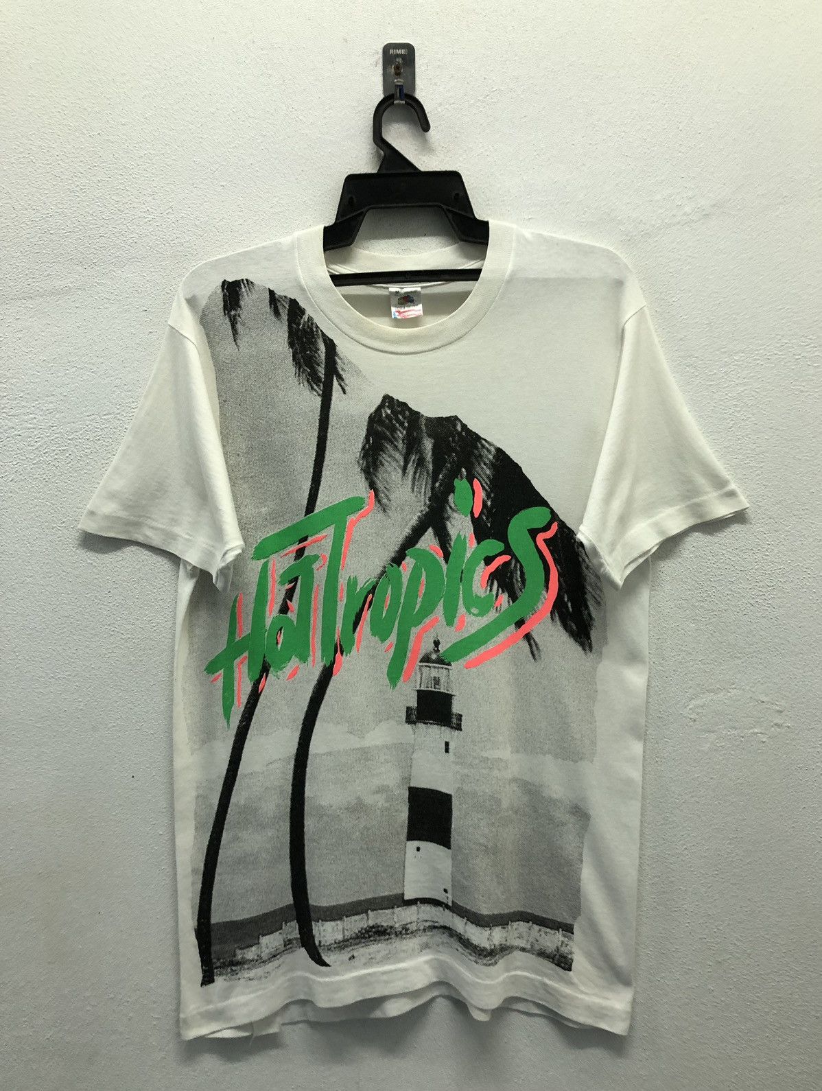 Fruit Of The Loom Vintage Fruit Of The Loom Hot Tropics Made In Usa T-Shirt Size US M / EU 48-50 / 2 - 1 Thumbnail