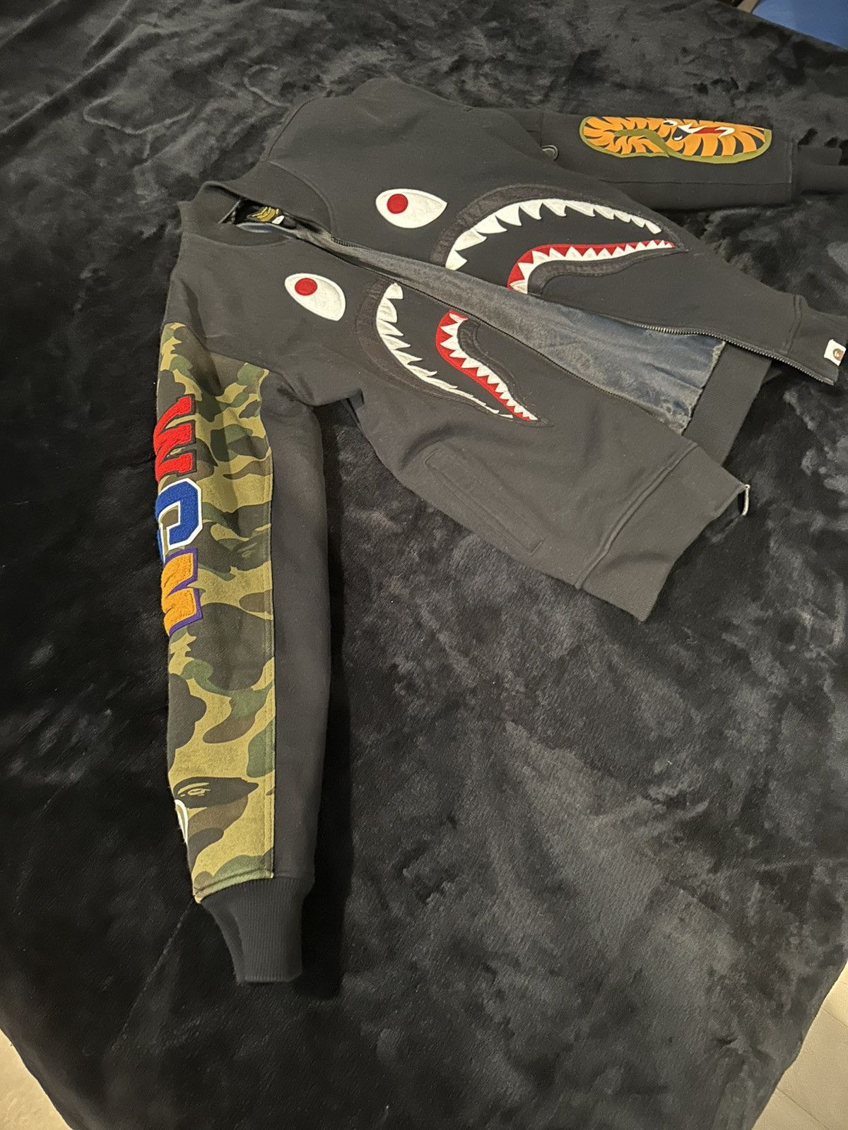 Bape Shark MA-1 Jacket Size US L / EU 52-54 / 3 - 3 Thumbnail