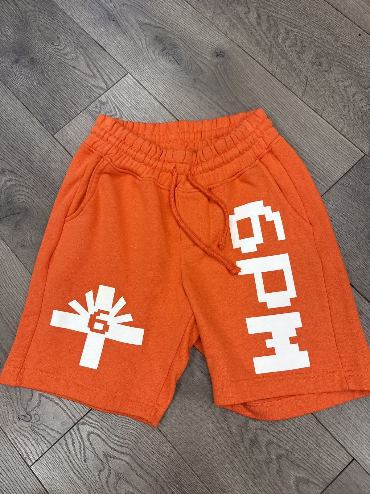 Vertabrae Vertebrae 6pm orange sweat shorts small Size US 30 / EU 46 - 1 Thumbnail