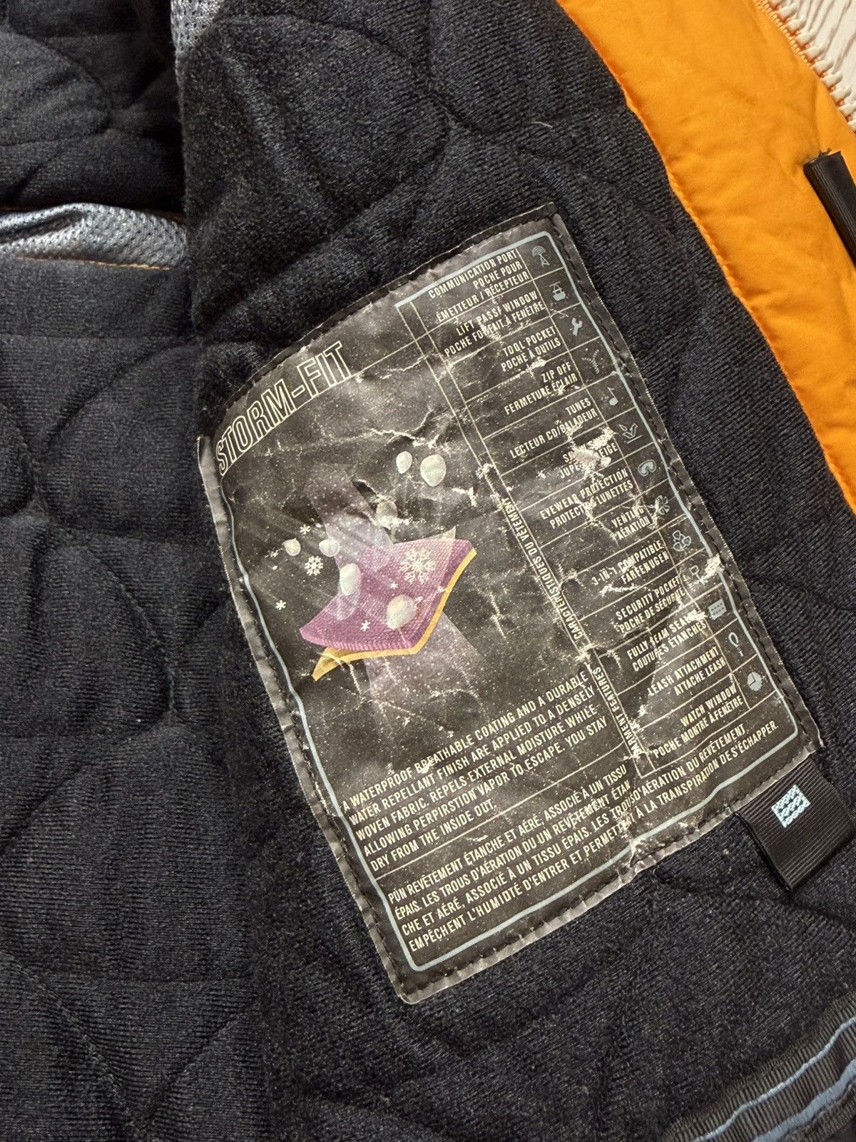 Nike ACG Vintage Nike ACG Storm Git Ski Orange Jacket size L wmns Size L / US 10 / IT 46 - 21 Thumbnail