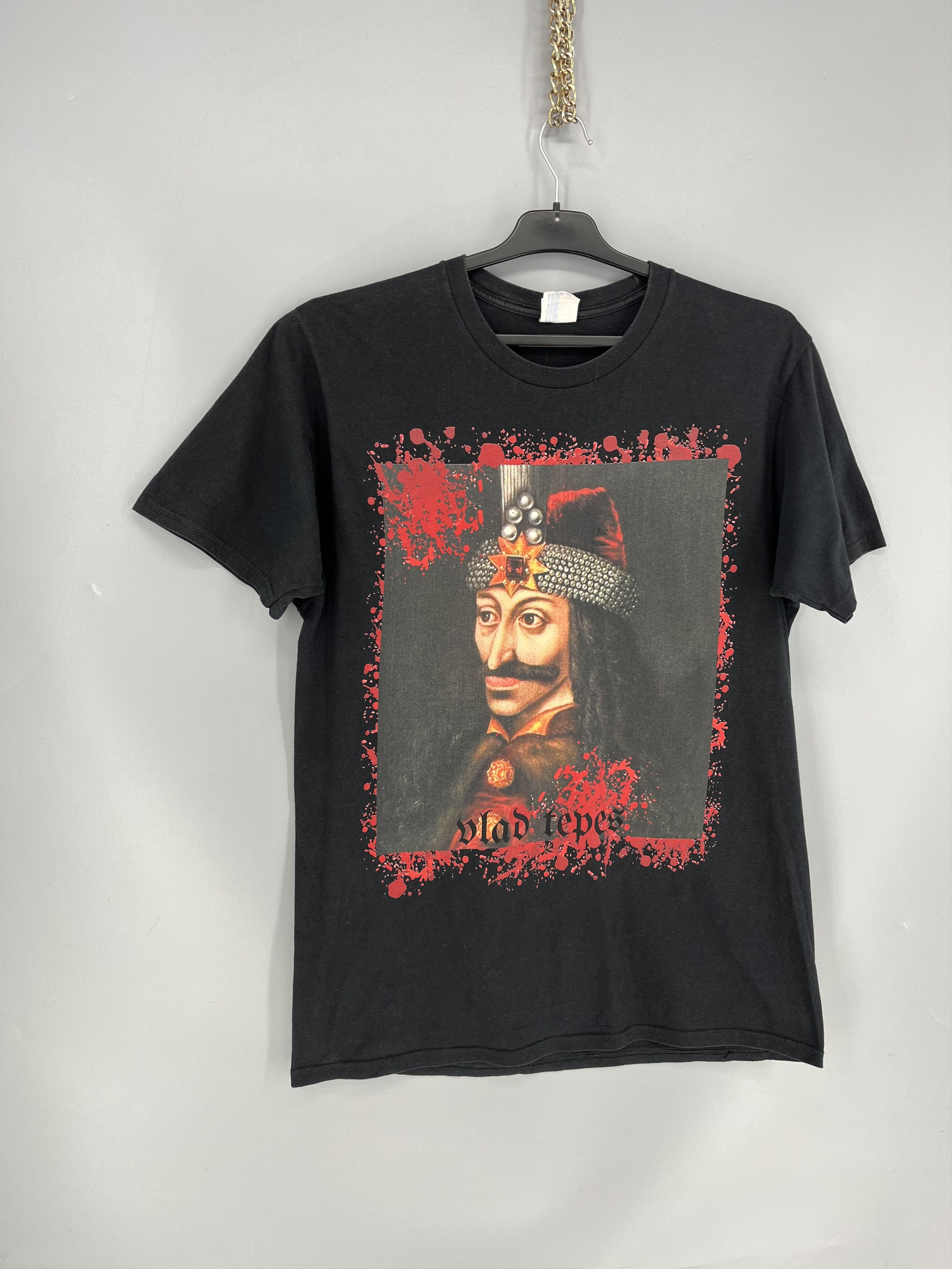 Vintage Vlad The Impaler The Real Dracula - Black Shirt M Size US M / EU 48-50 / 2 - 2 Thumbnail