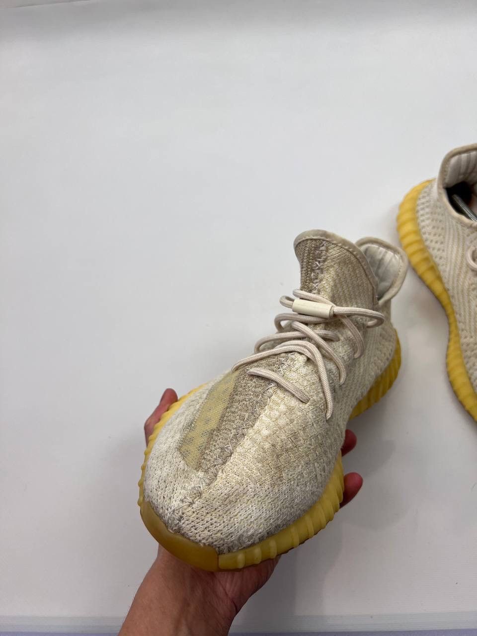 Adidas Adidas Yeezy 350 sneakers size US 11 1/2 Size US 11 / EU 44 - 5 Thumbnail