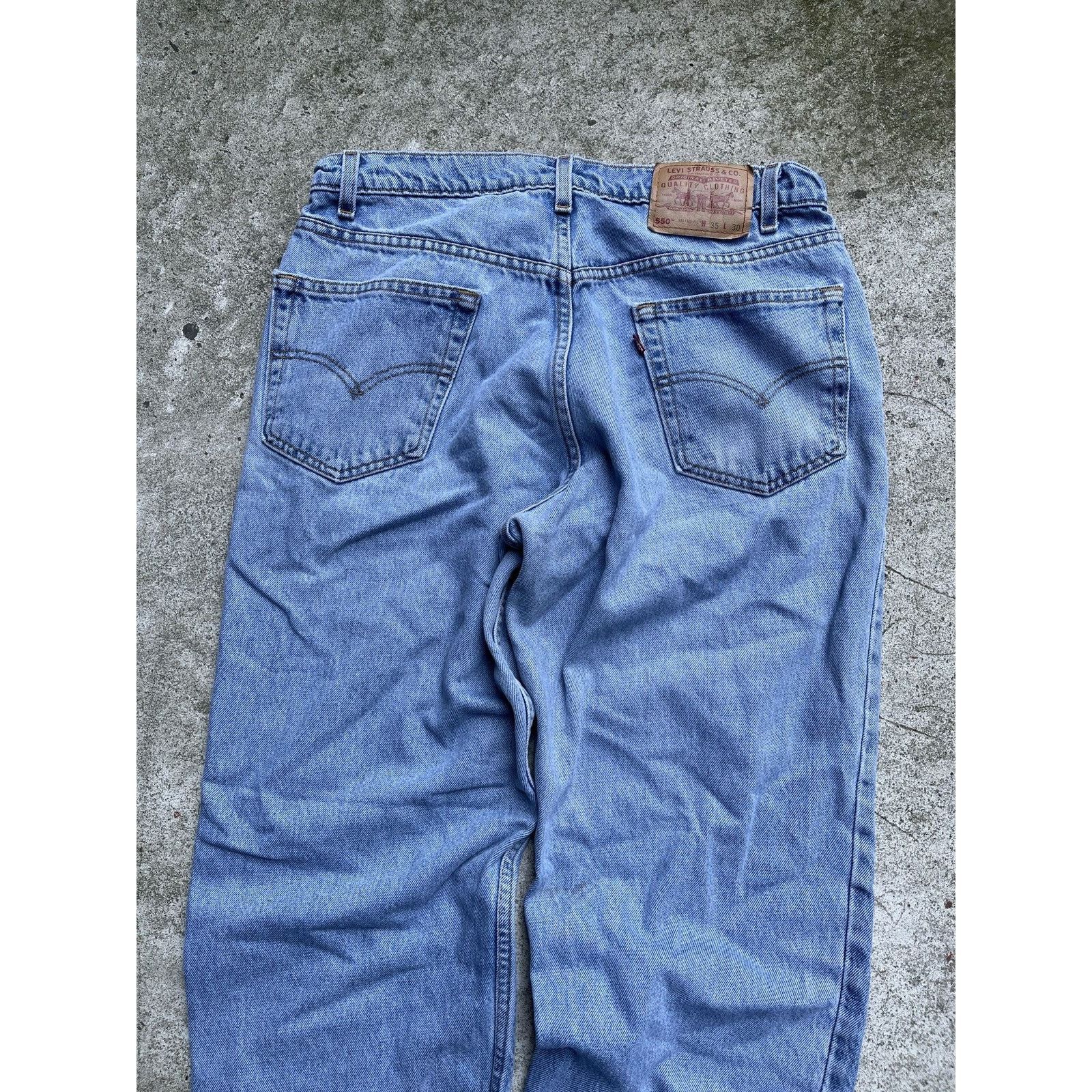 Levi's VINTAGE LEVI’S 550 LIGHT WASH DENIM JEANS Size US 35 - 4 Thumbnail
