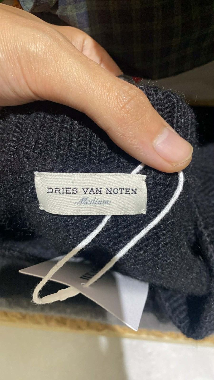Dries Van Noten Dries Van Noten 2000’s alpaca wool V-neck knitwear Size US S / EU 44-46 / 1 - 8 Thumbnail