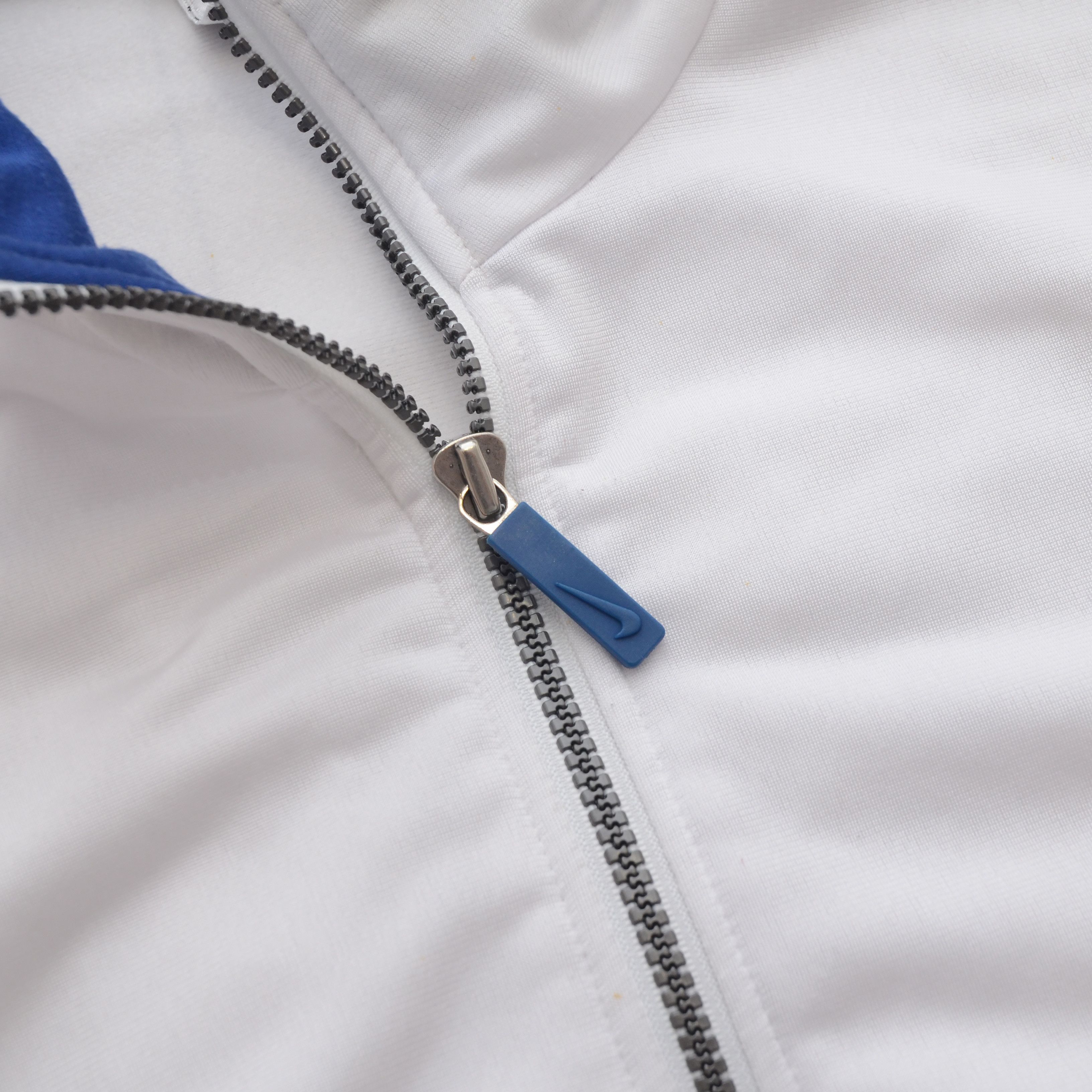 Nike Vintage Nike 90s Y2K Track Jacket XL White Big Logo Retro Size US XL / EU 56 / 4 - 10 Thumbnail
