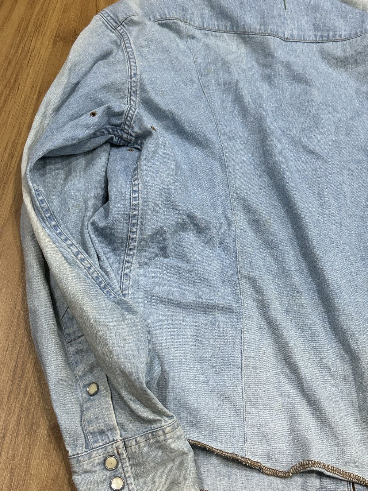 Needles Needles By Nepenthes Cross Sewn Chambray Pearl Button-Up Size US L / EU 52-54 / 3 - 17 Thumbnail