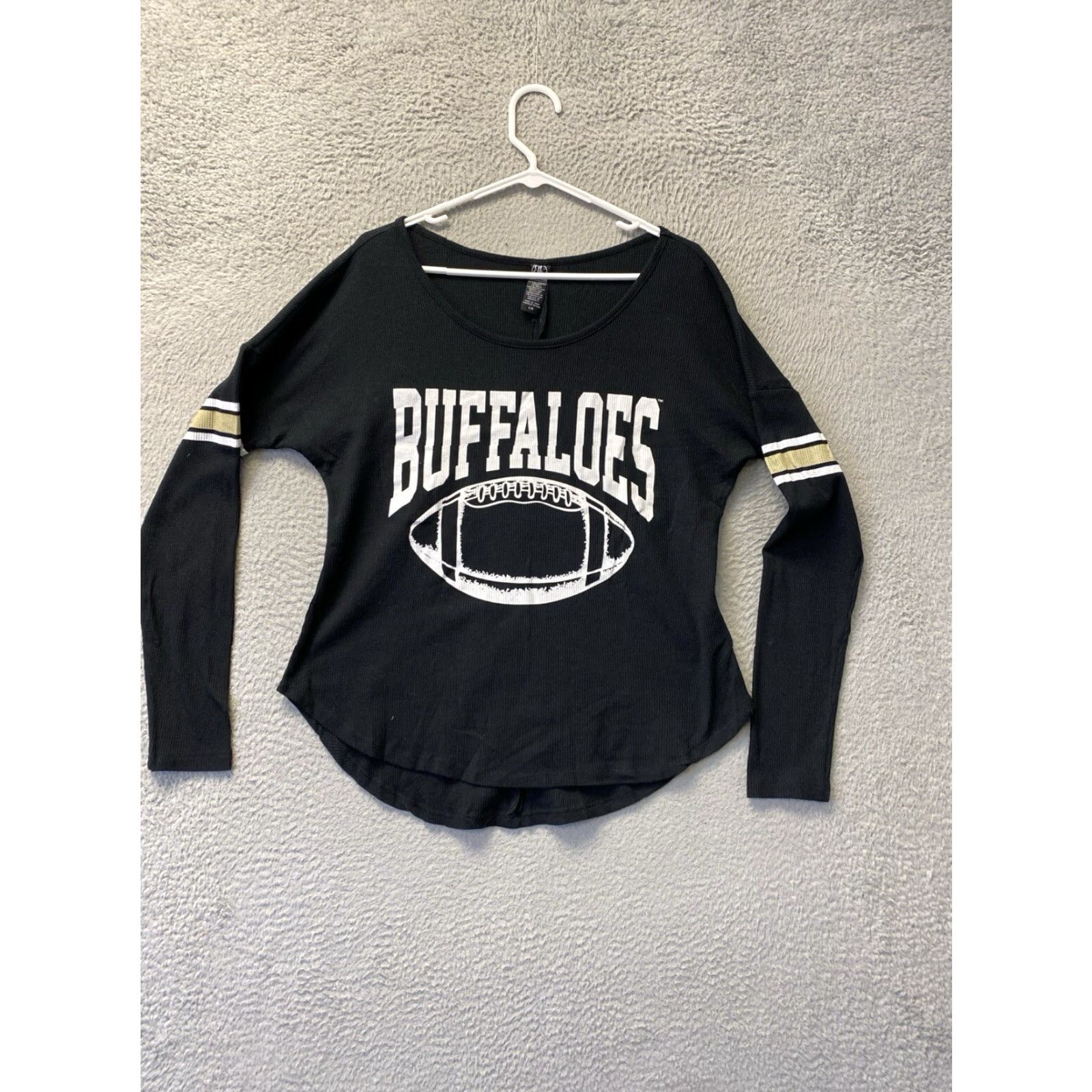 Vintage Recycled Karma Top Shirt Women L Black Scoop Neck Long Sleeve Gophers Logo Casual 90s Theme Womens Size L / US 10 / IT 46 - 2 Thumbnail