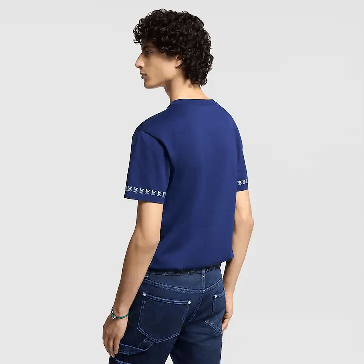 Louis Vuitton Signature Short-Sleeved Cotton Crewneck Size US L / EU 52-54 / 3 - 3 Thumbnail