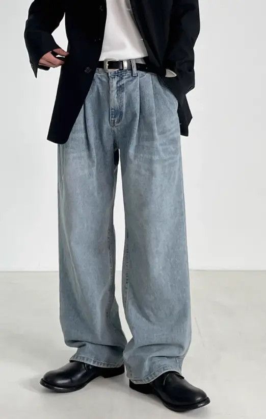 Japanese Brand Light blue vintage washed trendy straight jeans Size US 32 / EU 48 - 2 Thumbnail