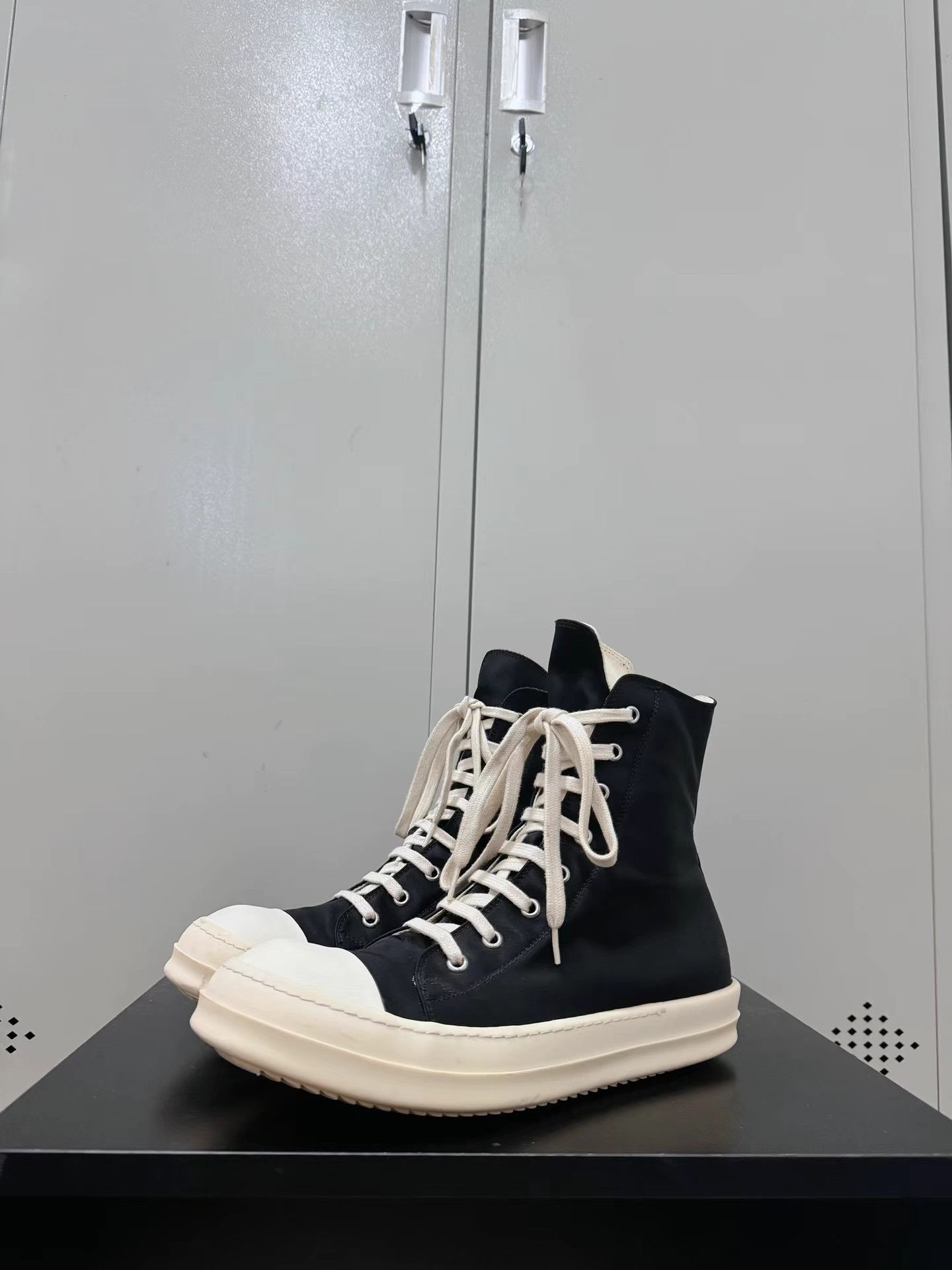 Rick Owens Drkshdw Rick Owens Drkshdw Converse high-top sneakers Size US 8 / EU 41 - 1 Thumbnail