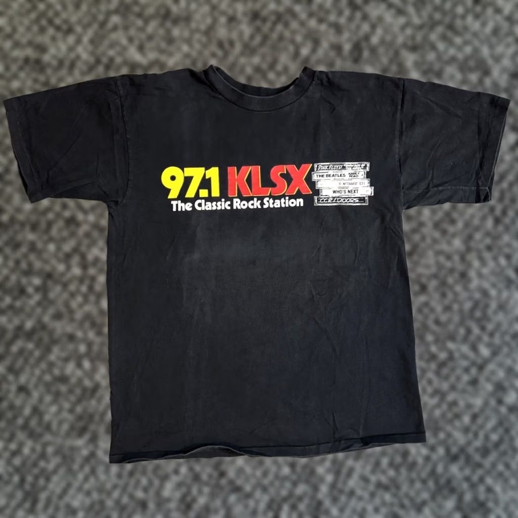 Vintage VINTAGE 90s KLSX The Classic Rock Station Pink Floyd The Beatles T Shirt 97.1 XL Men Size US XL / EU 56 / 4 - 1 Thumbnail