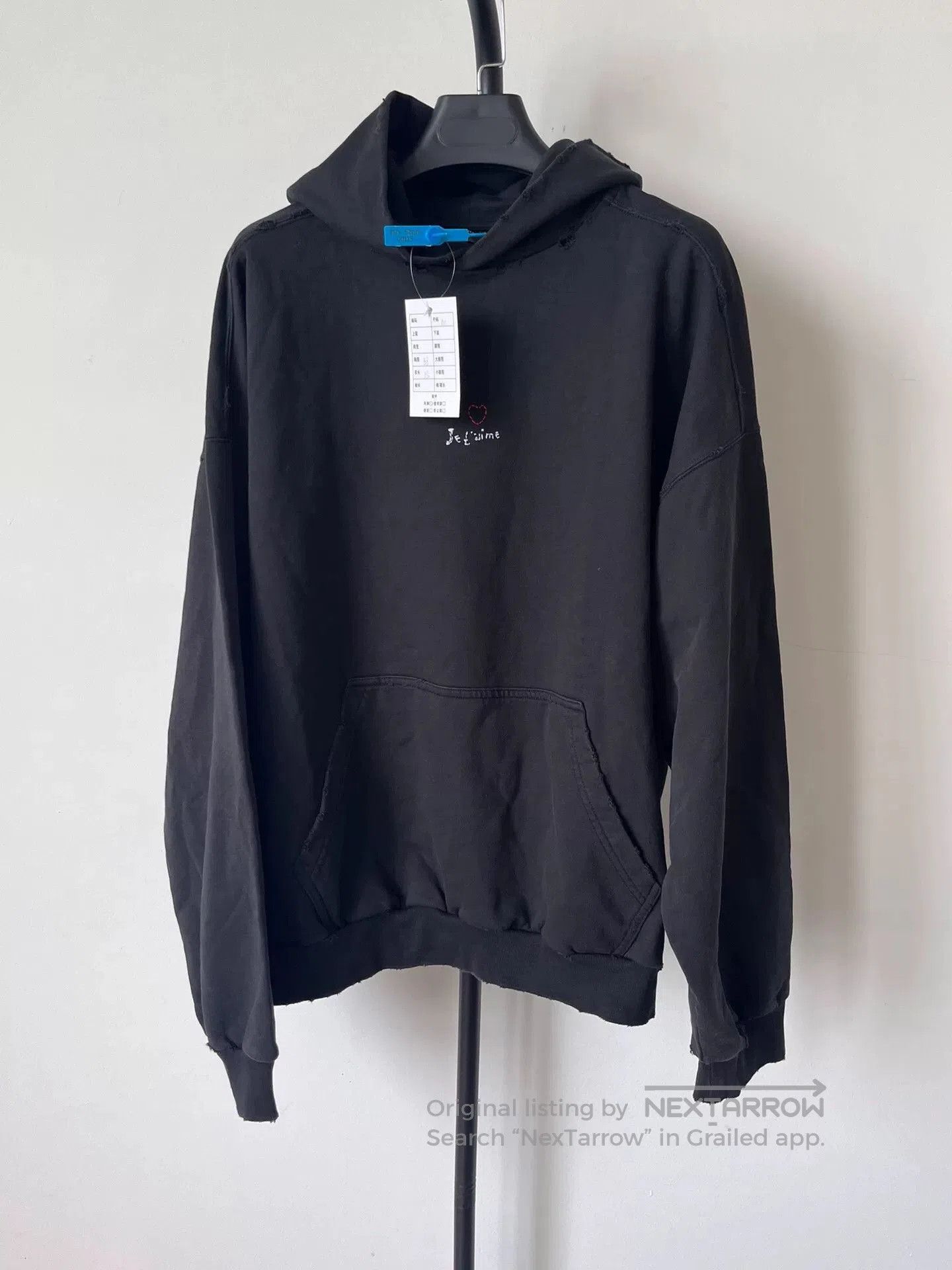 Balenciaga balenciaga black logo embroidered long sleeve hoodie. Size US M / EU 48-50 / 2 - 1 Thumbnail