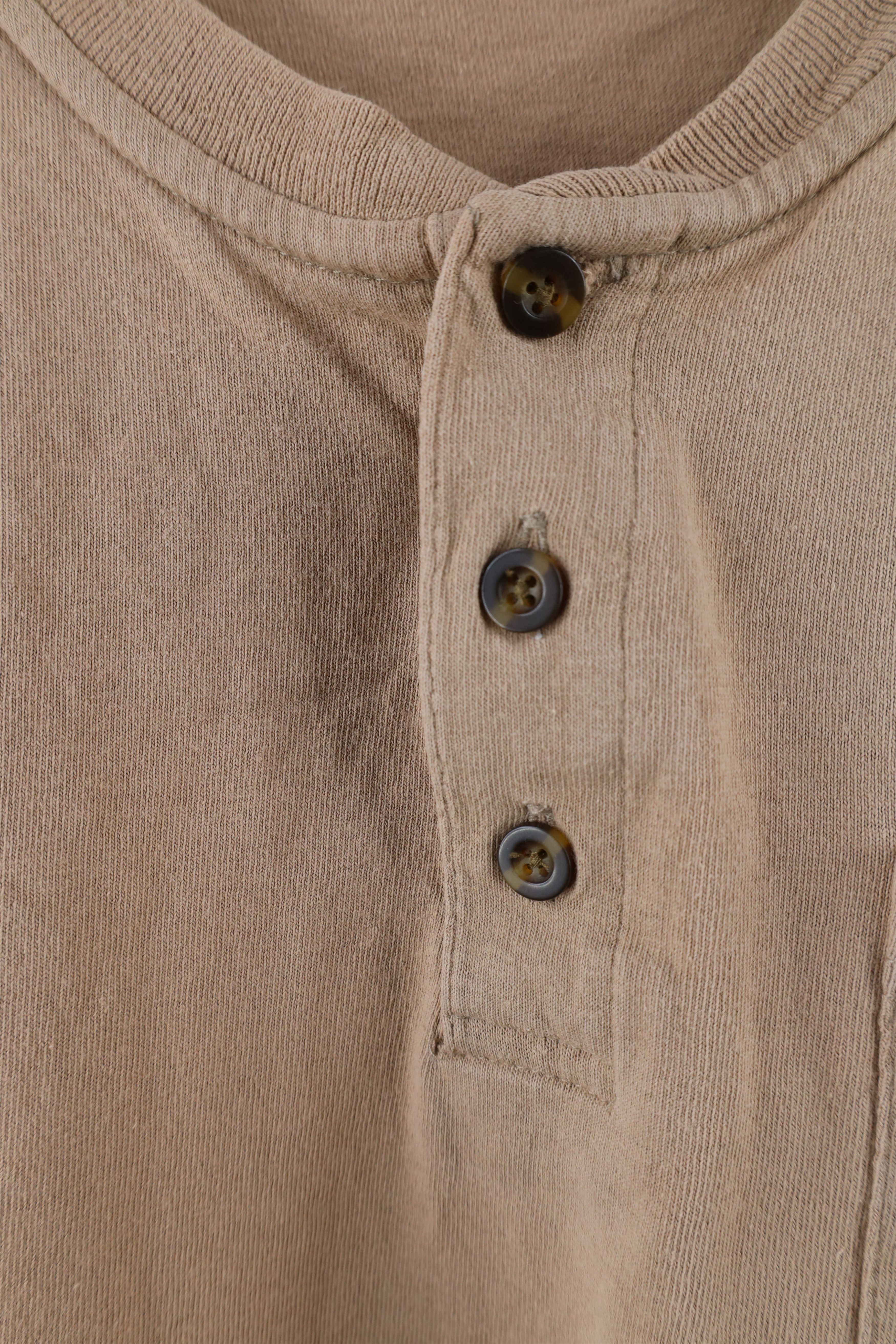 Carhartt × Vintage Vintage Carhartt Long Sleeve Henley T-Shirt Desert Brown Size US L / EU 52-54 / 3 - 6 Thumbnail