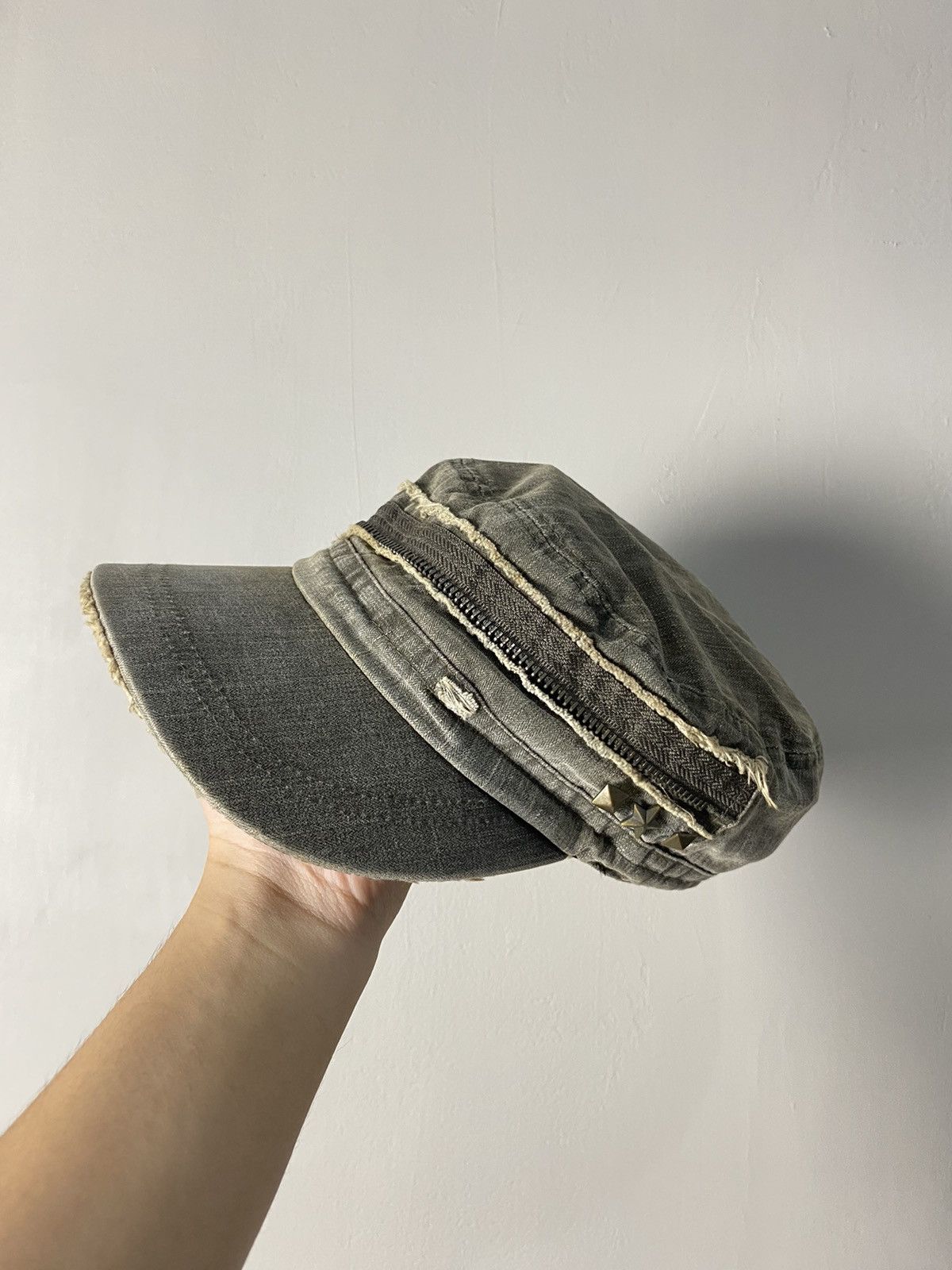If Six Was Nine × Japanese Brand × Le Grande Bleu (L.G.B.) Cadet Distressed Zip Punk Hat Size ONE SIZE - 2 Thumbnail