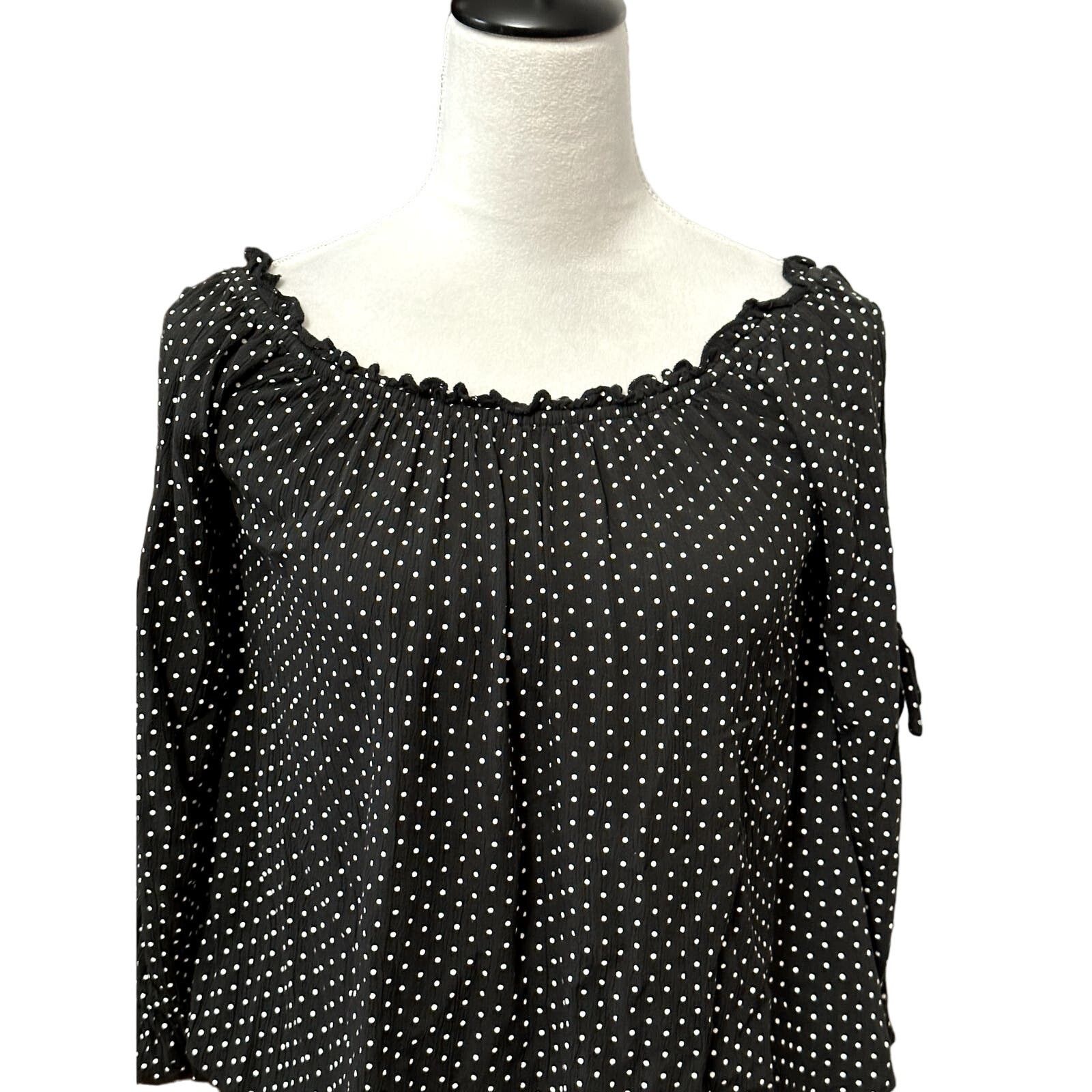 American Eagle Outfitters American Eagle Outfitters Off Shoulder Polka Dot Black W XS Size XS / US 0-2 / IT 36-38 - 2 Thumbnail
