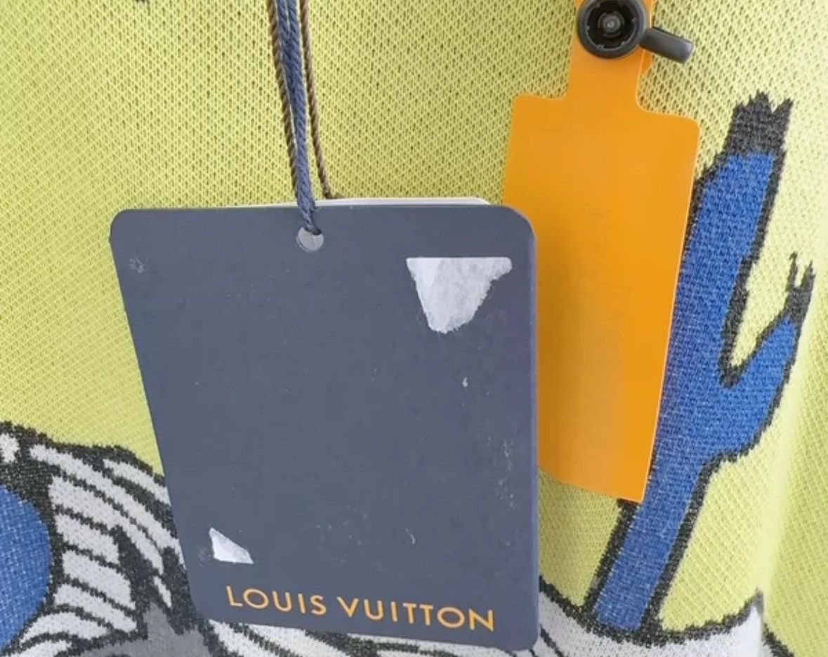Louis Vuitton Louis Vuitton animated knitted sweater 2412-Nextarrow Size US S / EU 44-46 / 1 - 3 Thumbnail