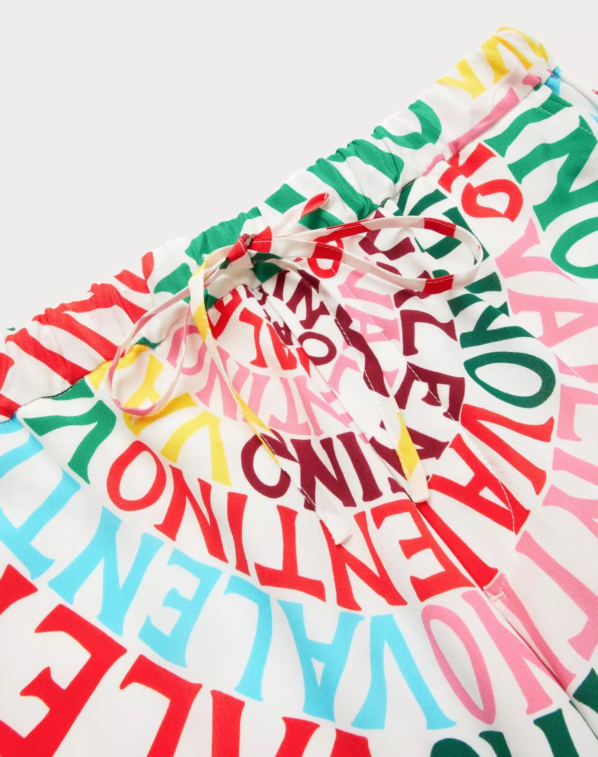 Valentino o1s1wg110625 Loop Shorts In Crepe De Chine in Multicolor Size 30" / US 8 / IT 44 - 7 Thumbnail