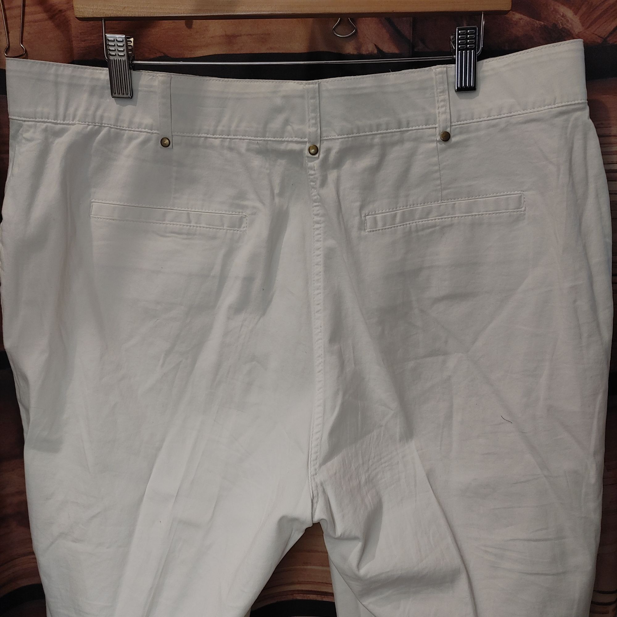 Other Counterparts Women's White Denim Knee Length Khaki Shorts 16 Size 38" / US 16 / IT 52 - 2 Thumbnail